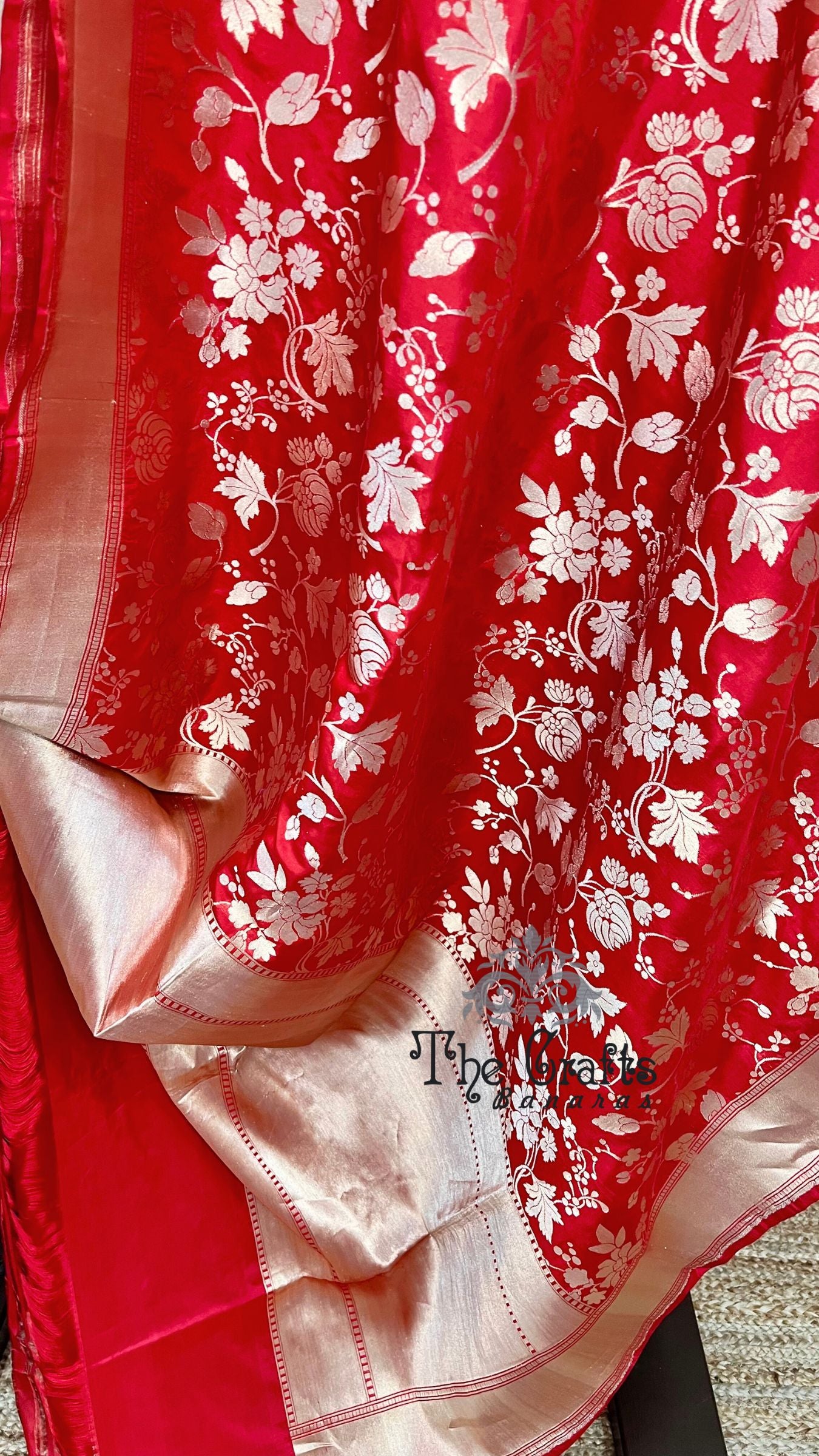 Pure Katan Silk Handloom Banarasi Saree - Jaal work