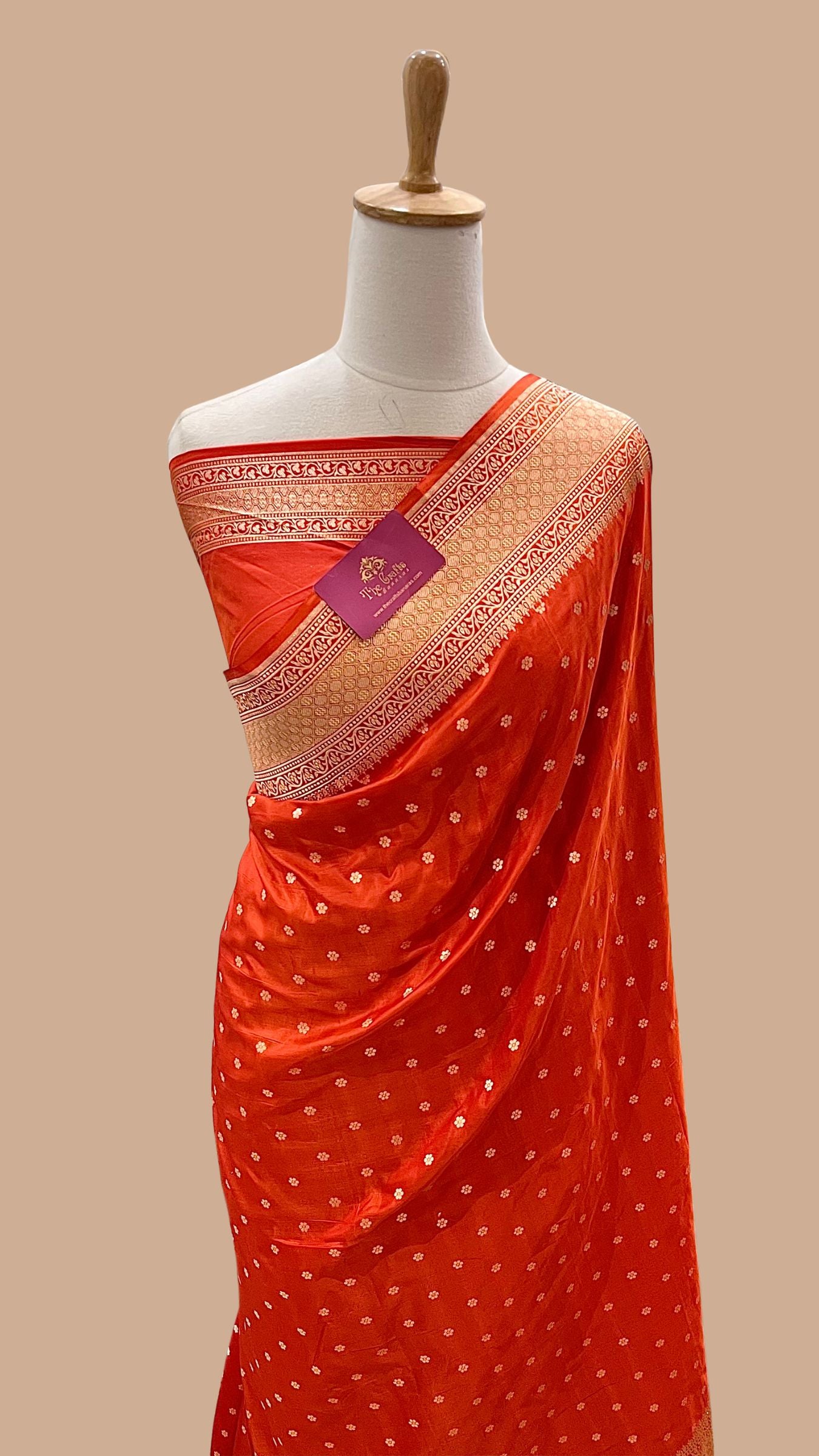 Pure Katan Silk Handloom Banarasi Saree - Motifs Work