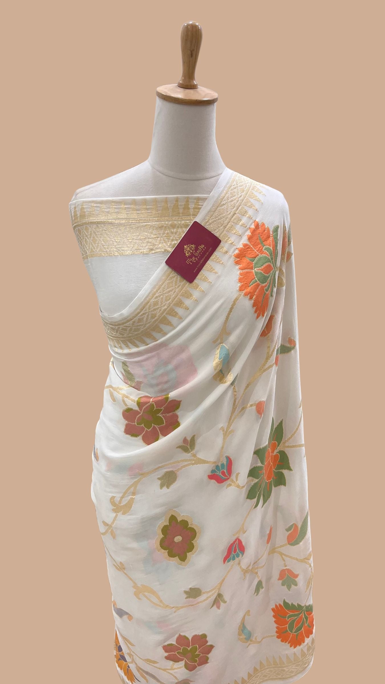 Khaddi Georgette Handloom Banarasi Saree - Jaal with Meenakari