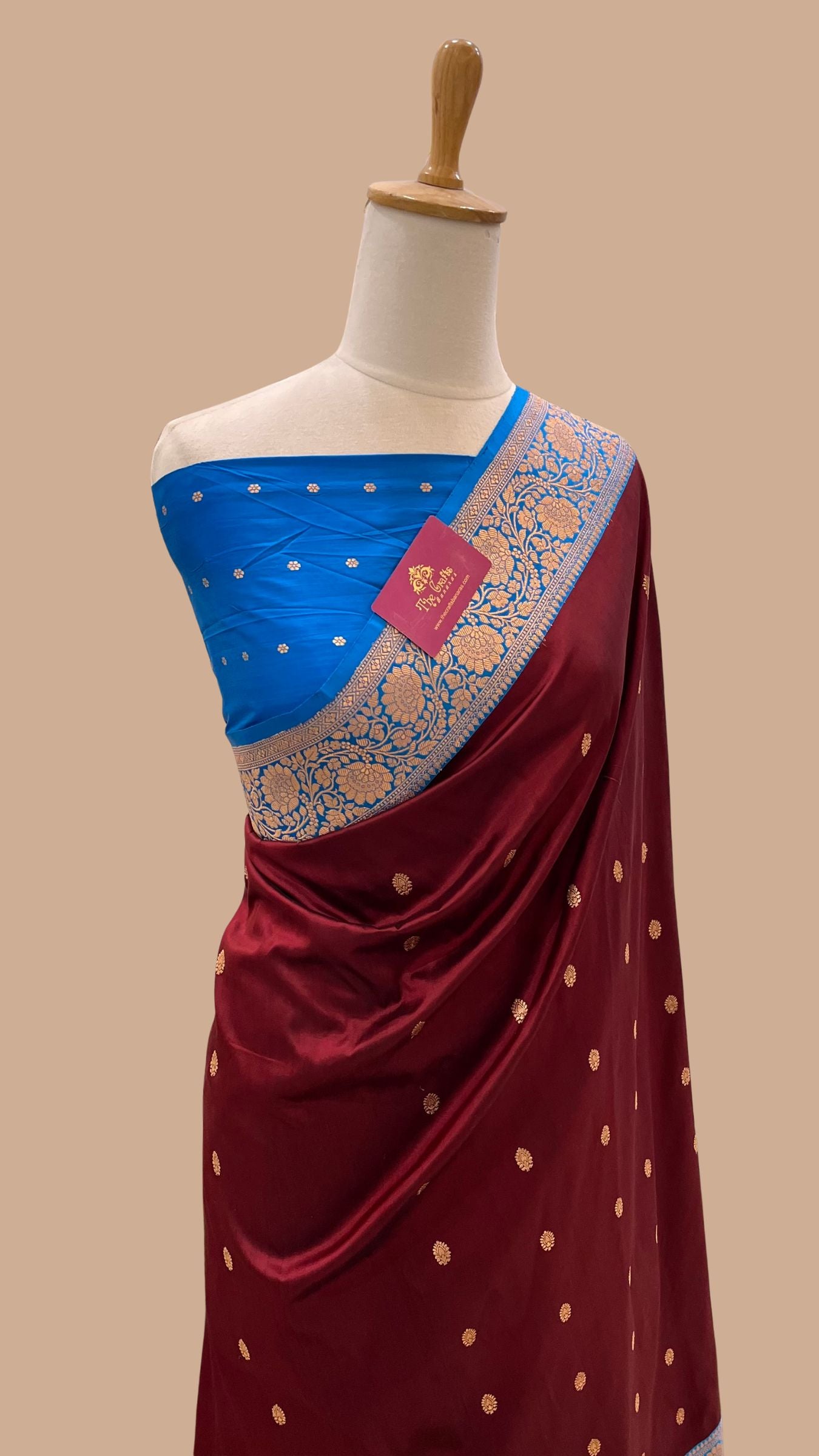 Pure Katan Silk Handloom Banarasi Saree - with kadhua motifs
