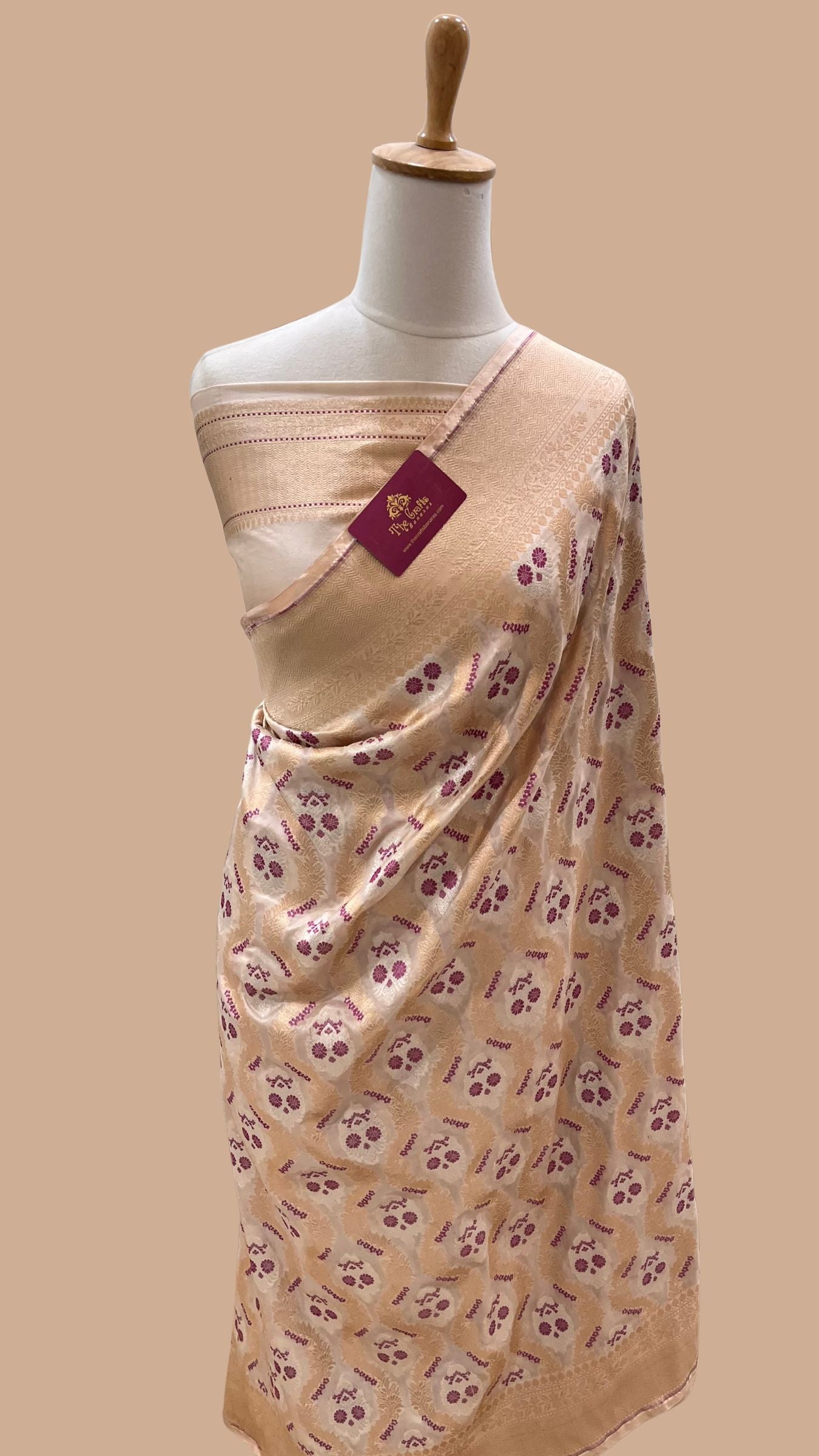 Pure Katan Silk Handloom Banarasi Saree - Jaal With Meenakari