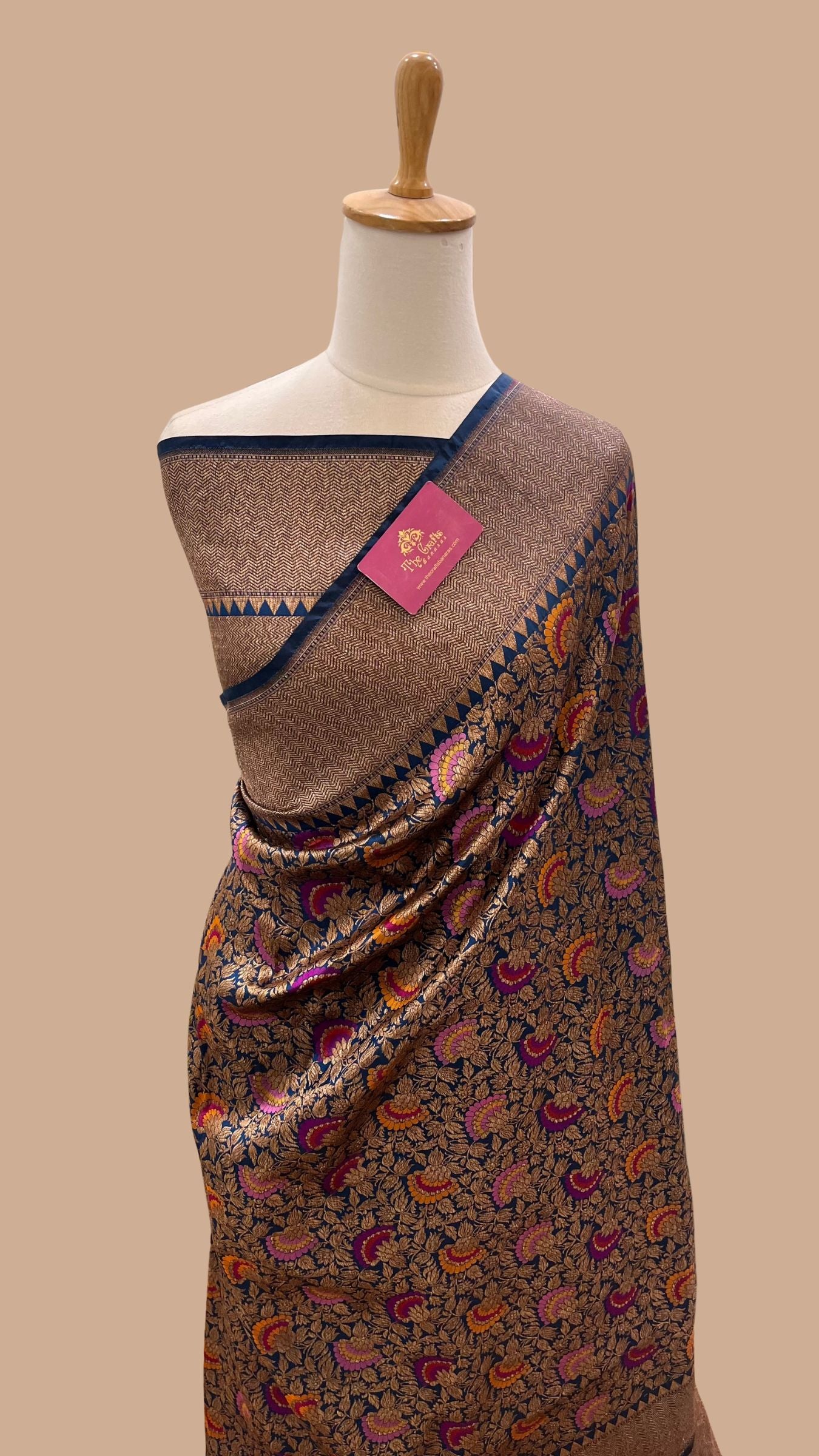 Pure Katan Silk Handloom Banarasi Saree - Tanchui Brocade Meena