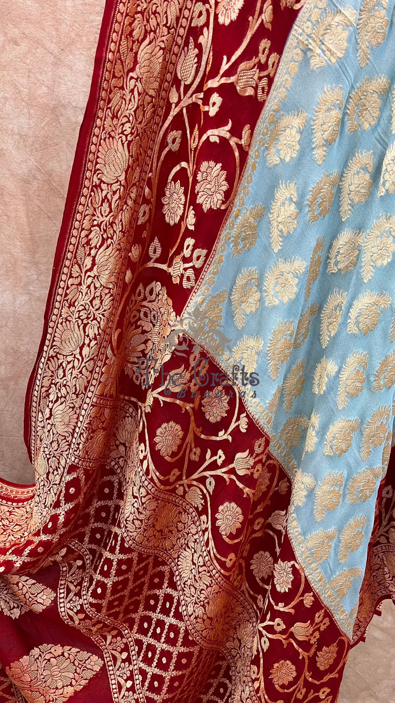 Khaddi Georgette Banarasi Saree - Gold Zari