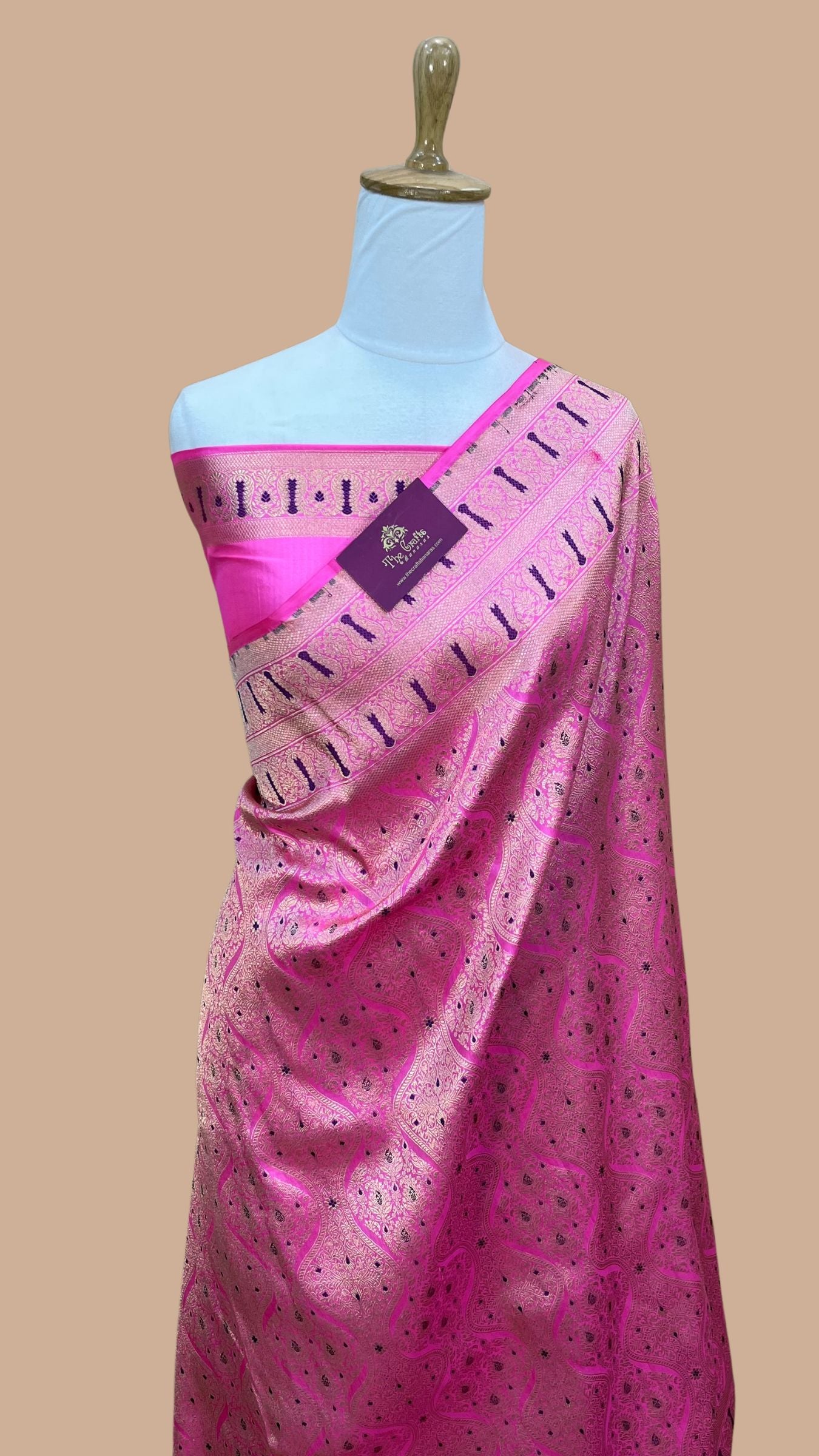 Pure Katan Silk Handloom Banarasi Saree - Tanchui Brocade Meena