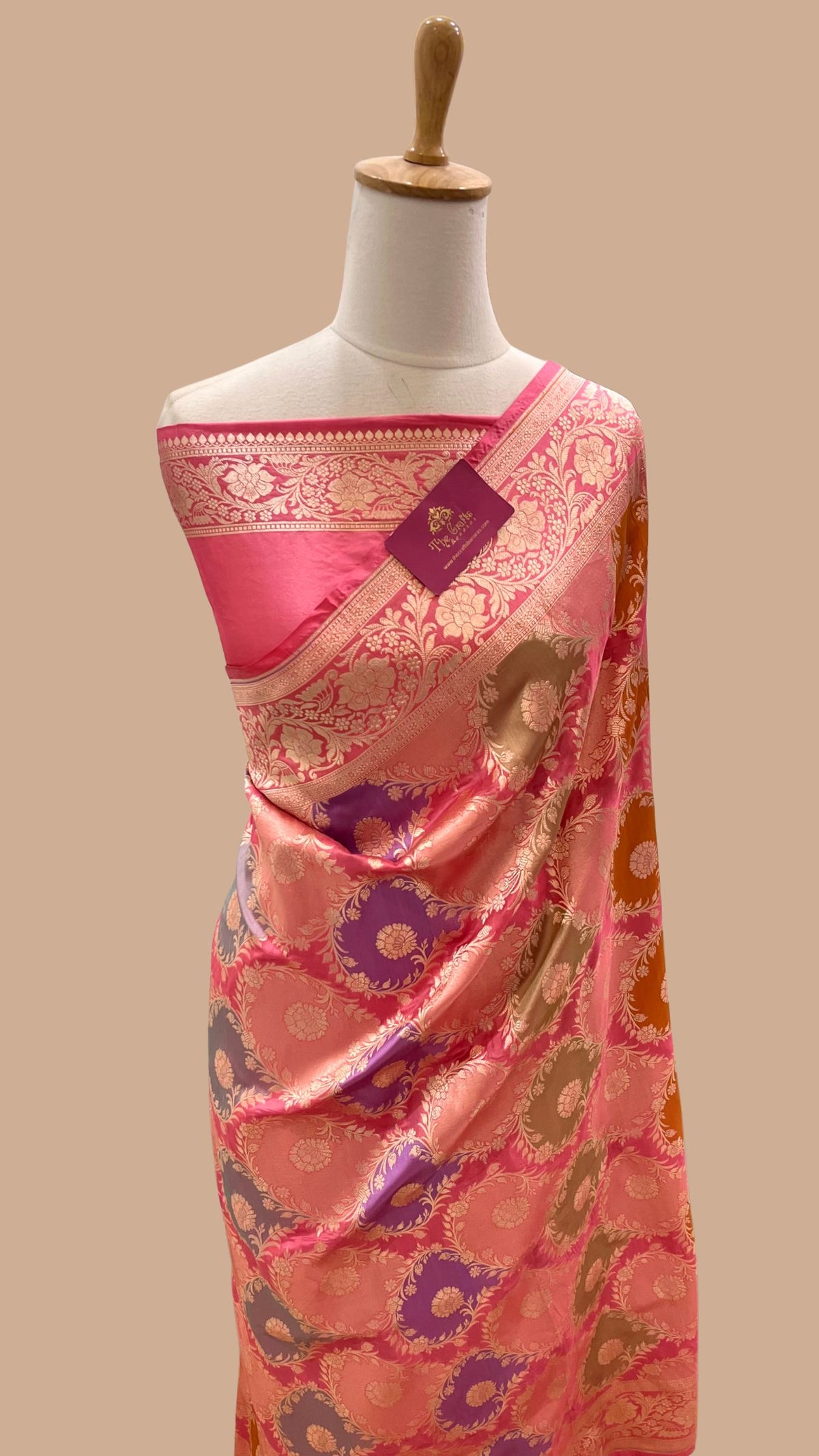 Rangkat Pure Katan Silk Handloom Banarasi Saree - Jaal Work