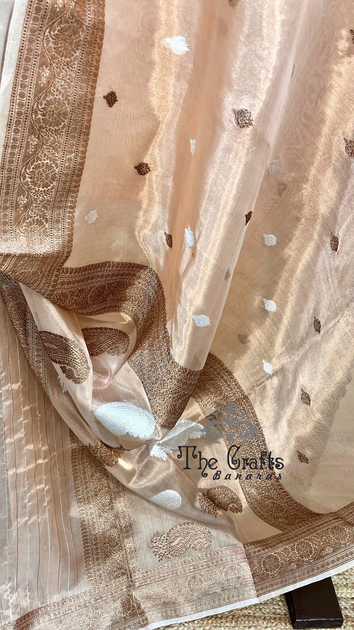 Pure Kora Tissue Silk Handloom Banarasi Saree