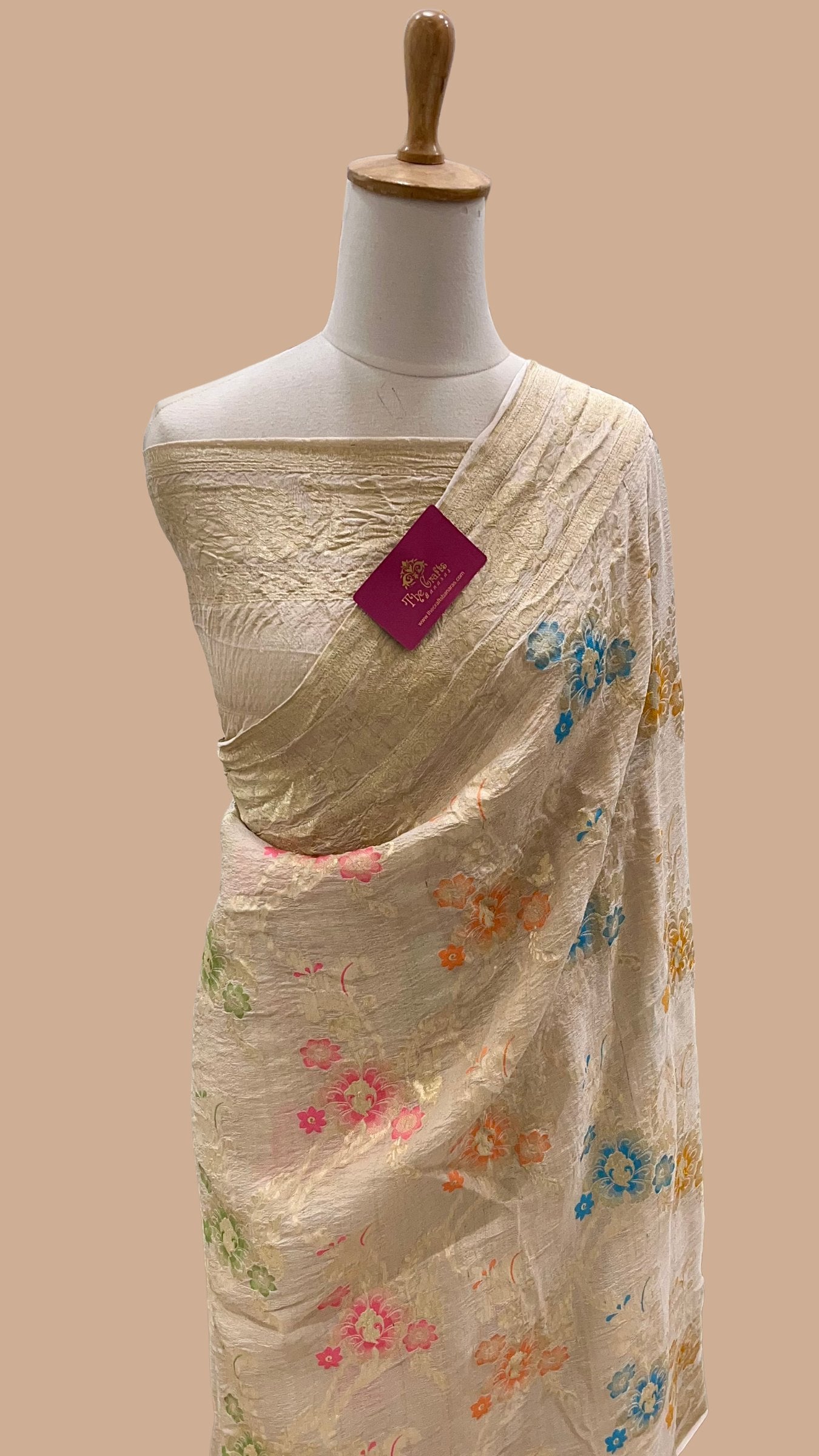 Tussar Georgette Handloom Banarasi Saree - Jaal with Meenakari