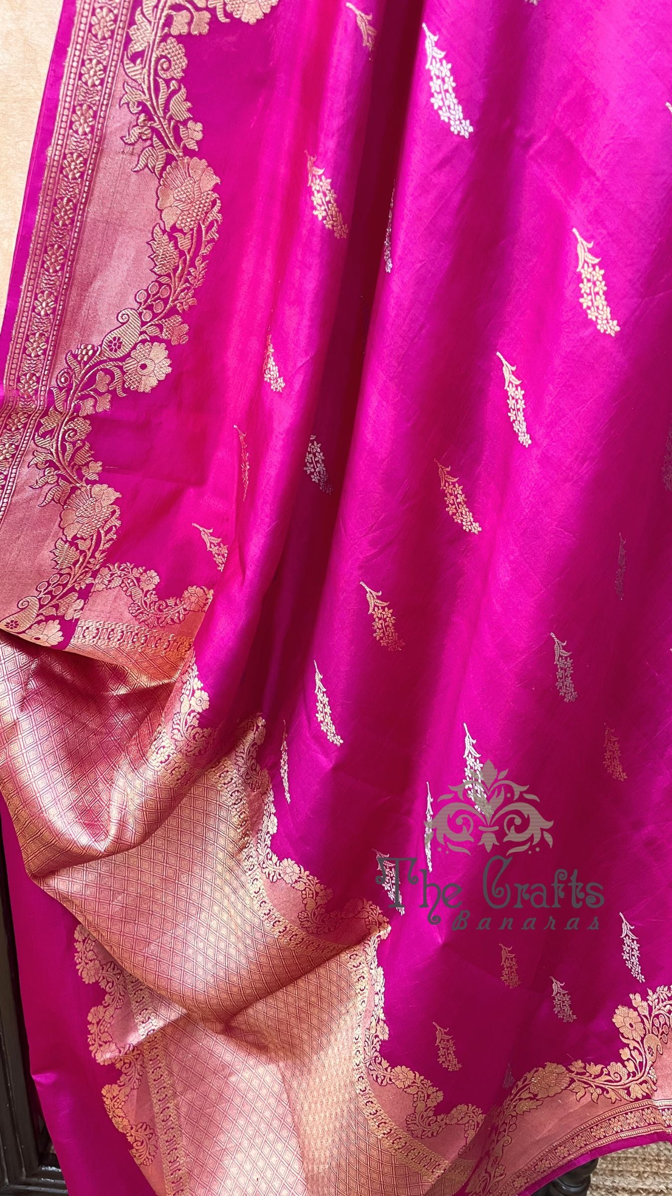 Pure  Mango Silk Handloom Banarasi Saree