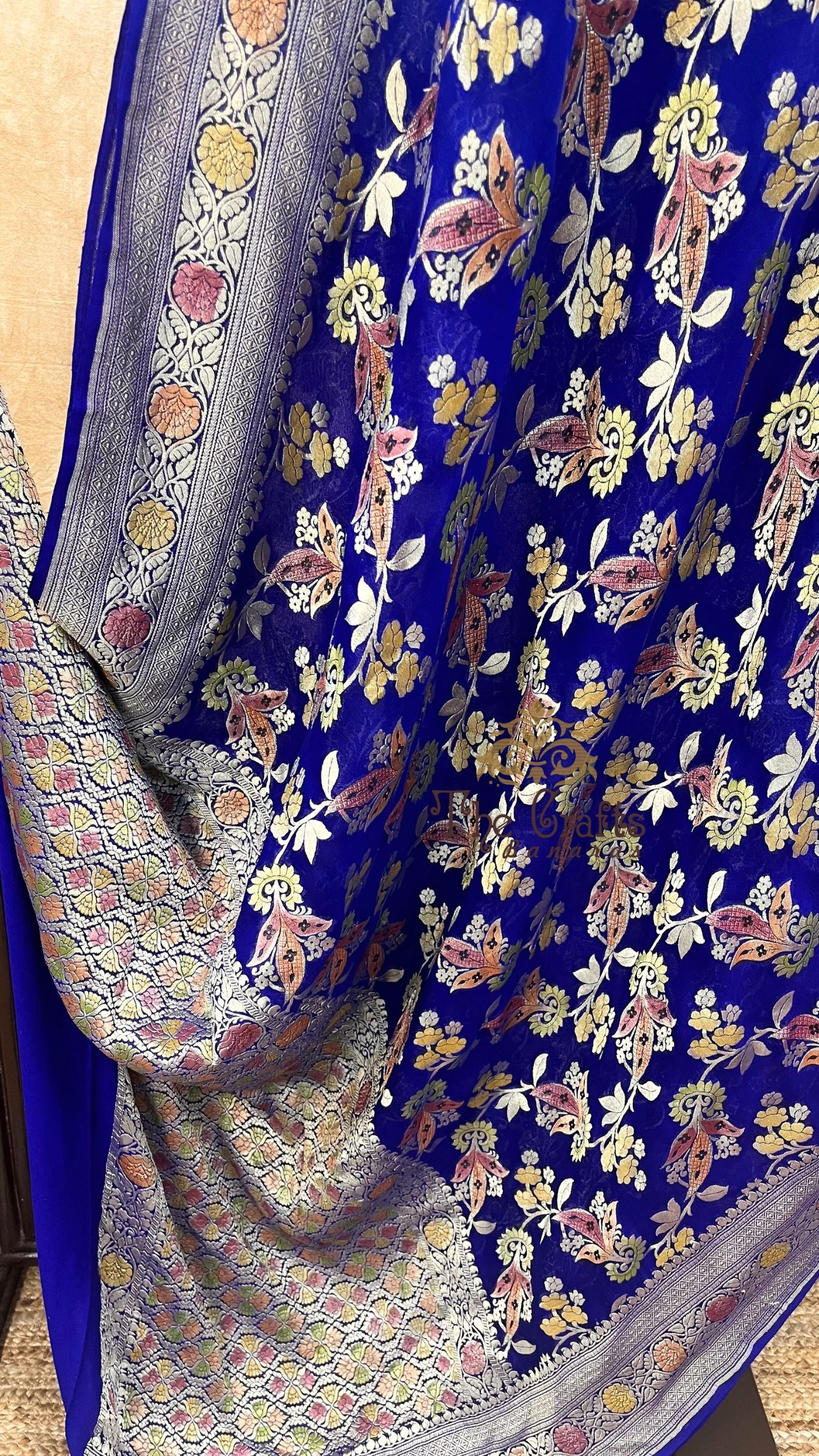 Khaddi Georgette Handloom Banarasi Saree - Water Zari