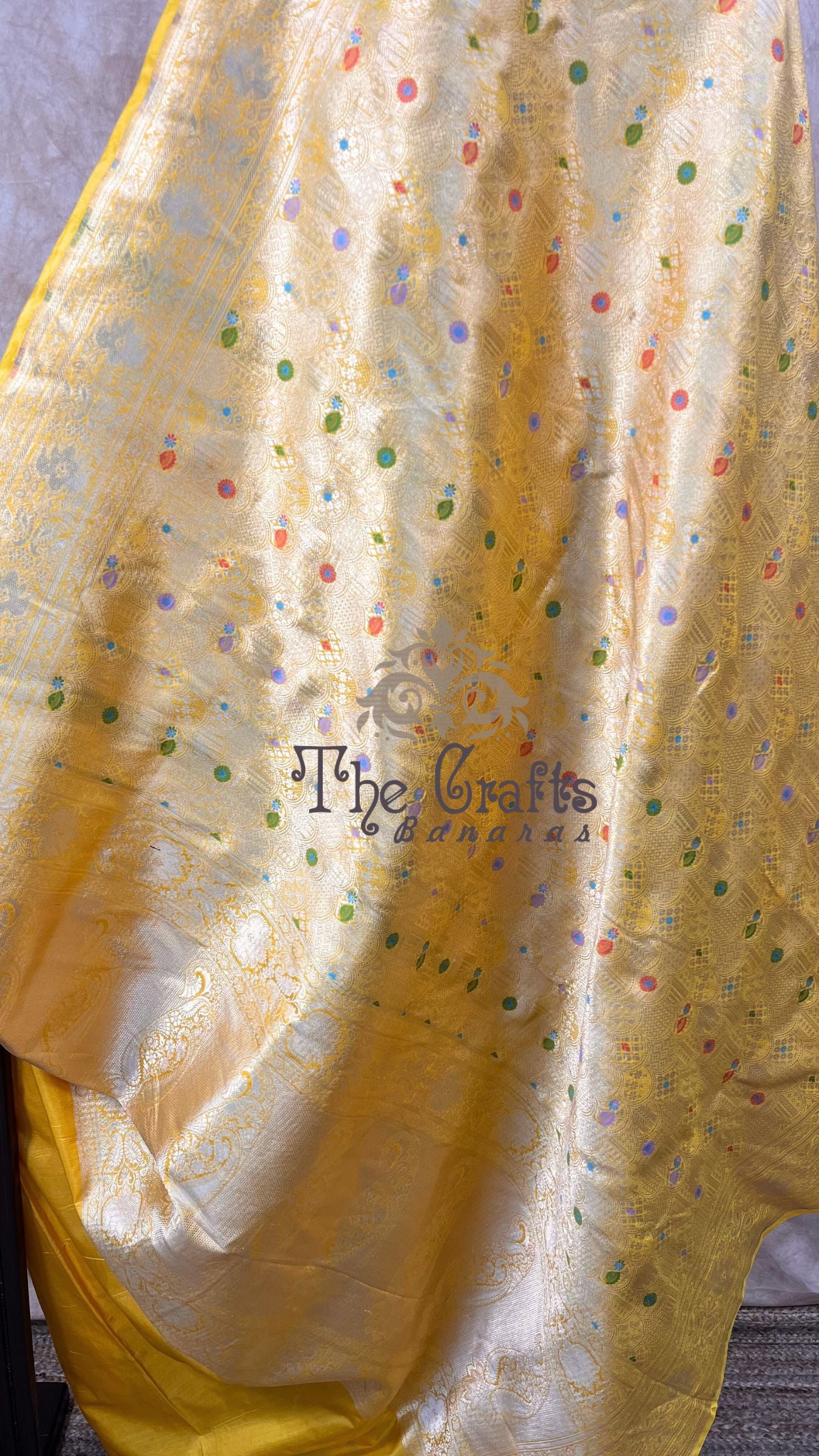 Pure Katan Silk Handloom Banarasi Saree - Tanchui Brocade Meena