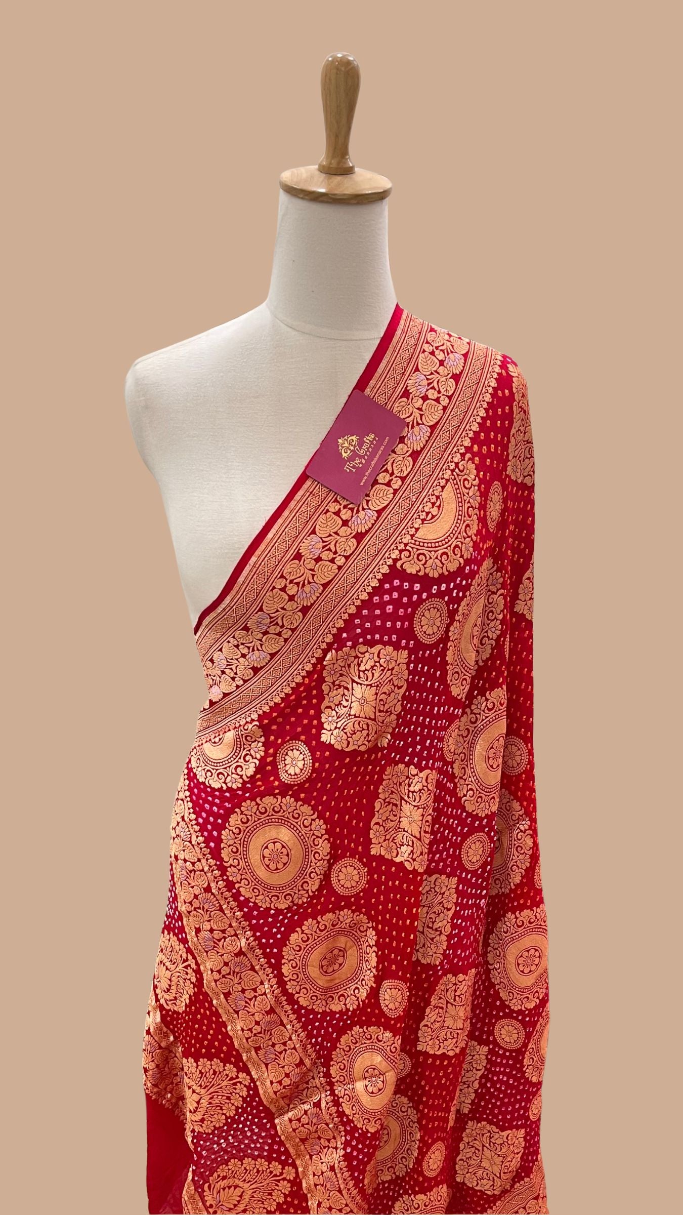 Khaddi Georgette Banarasi Handloom Bandhej Dupatta