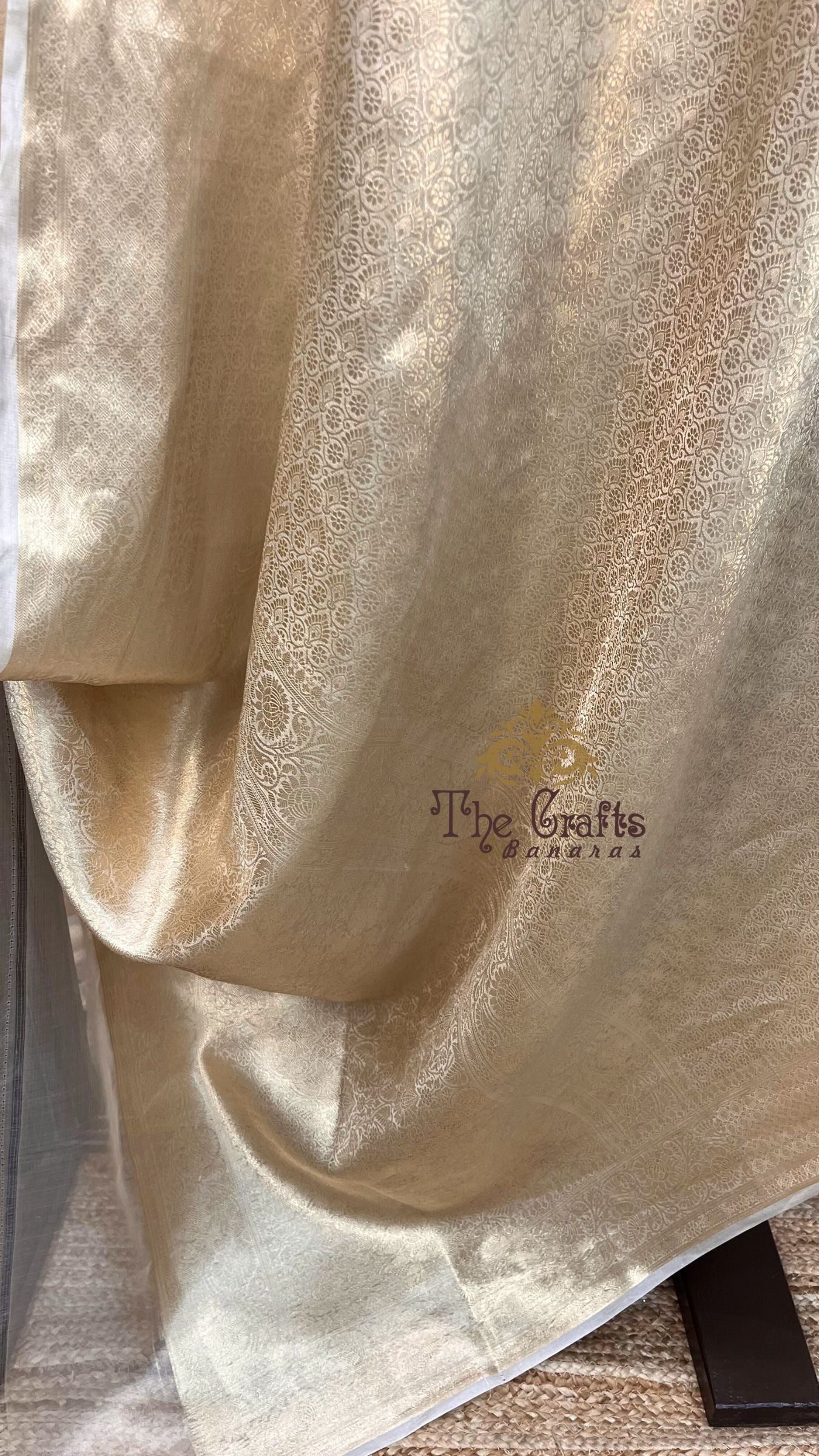 Pure Tissue Brocade Handloom Banarasi Saree