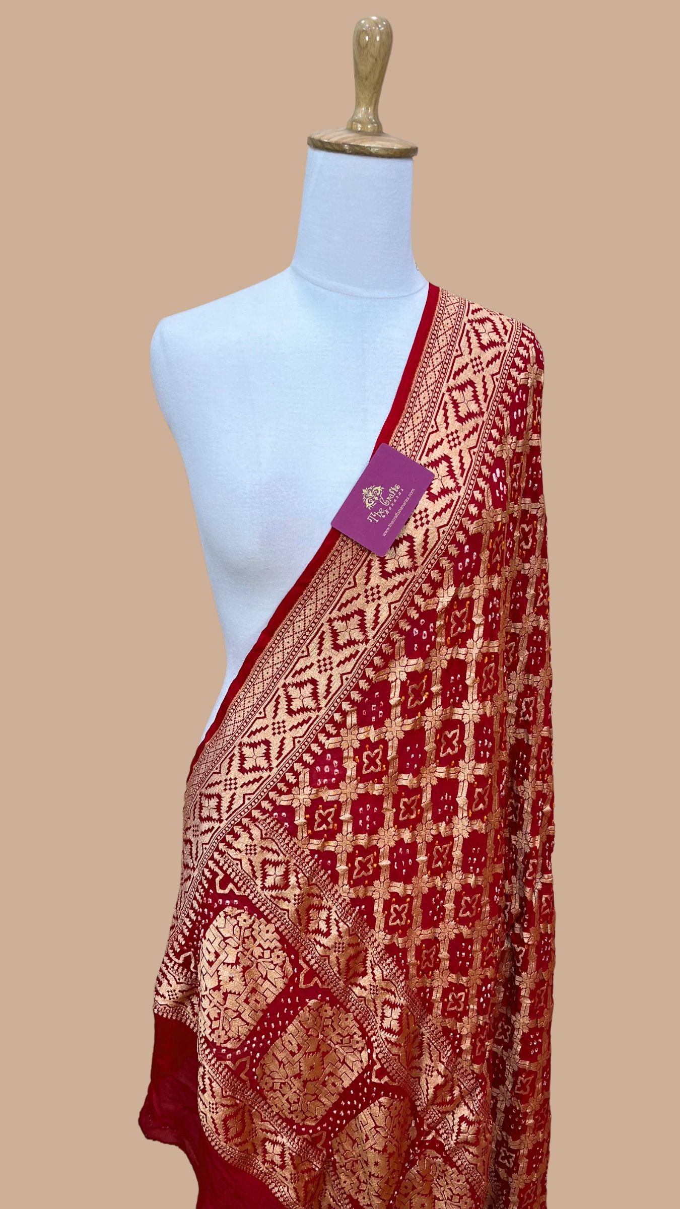 Khaddi Georgette Banarasi Handloom Bandhej Dupatta