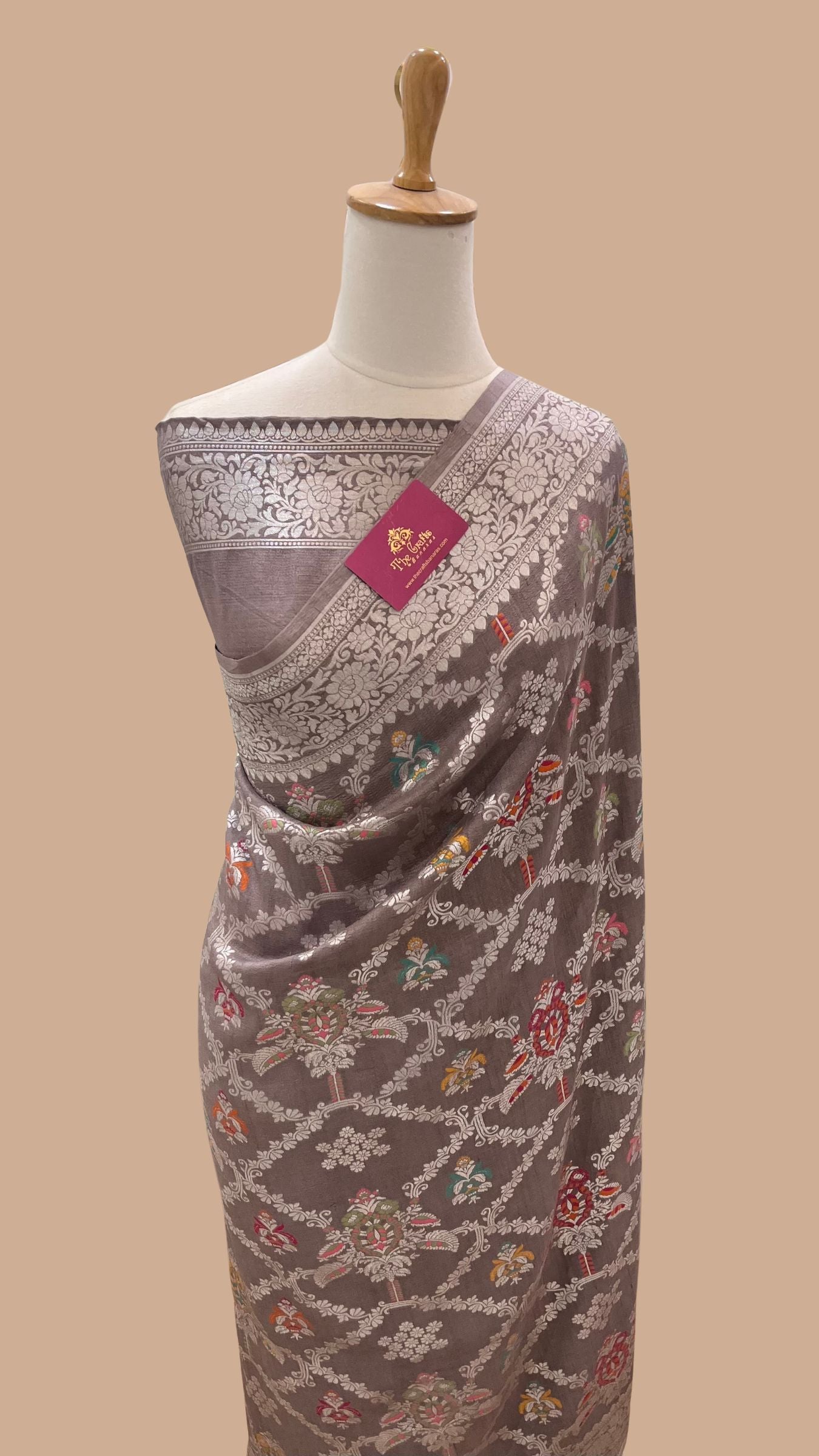 Khaddi Georgette Handloom Banarasi Saree - Jaal with Meenakari