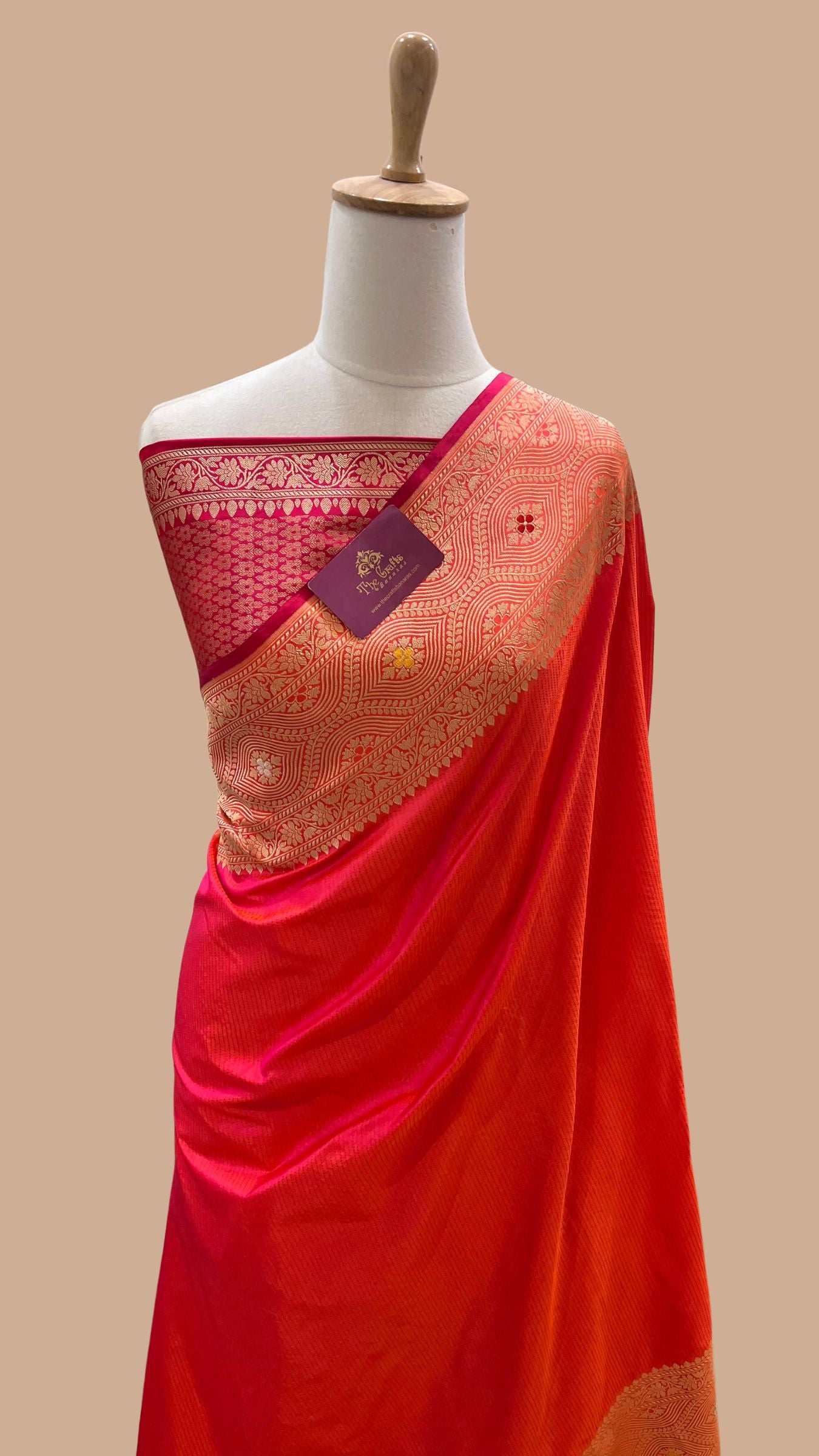 Pure Katan Silk Handloom Banarasi Saree - with kadhua meenakari motifs