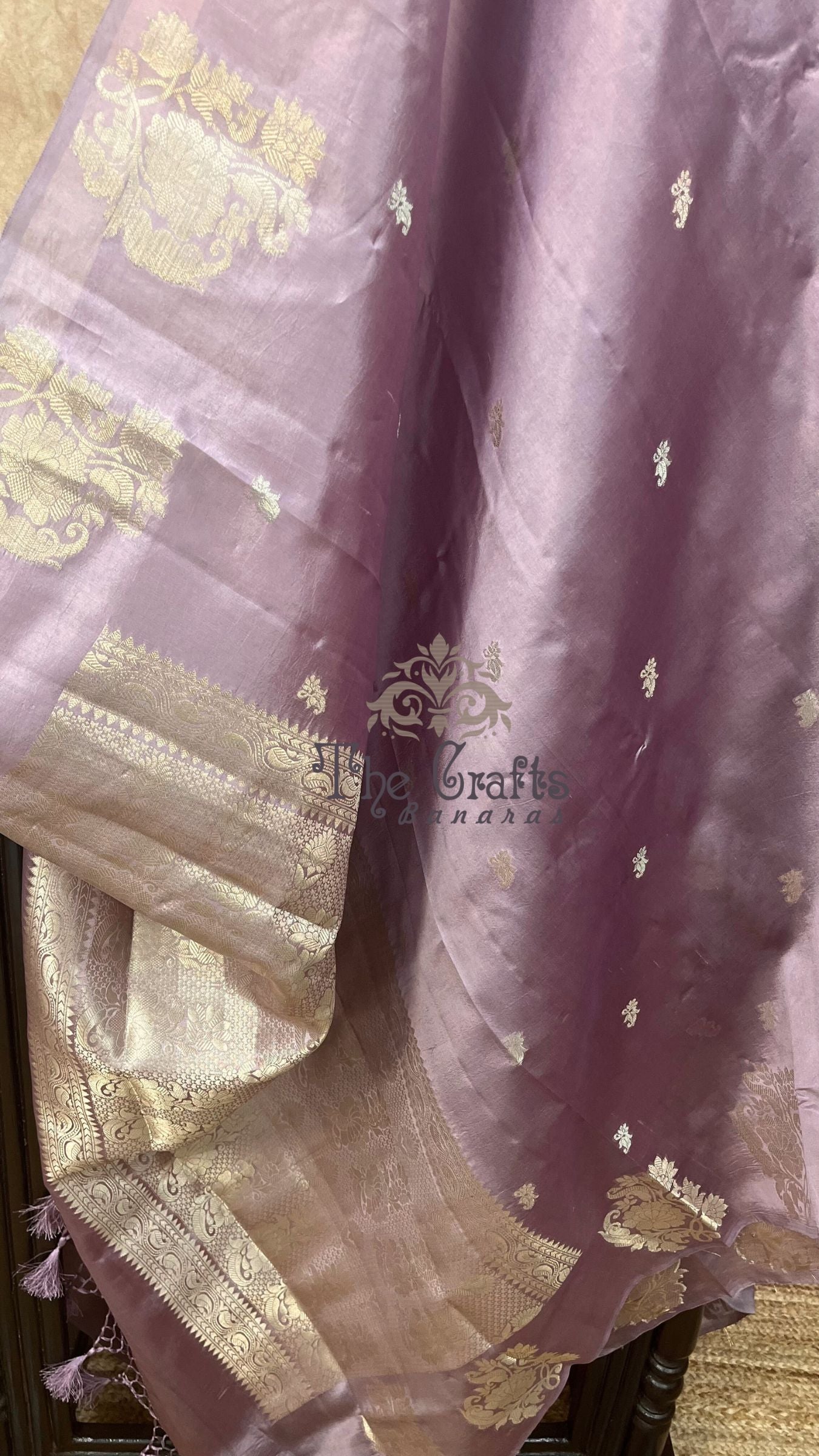 Pure Raw Mango Silk Handloom Banarasi Saree