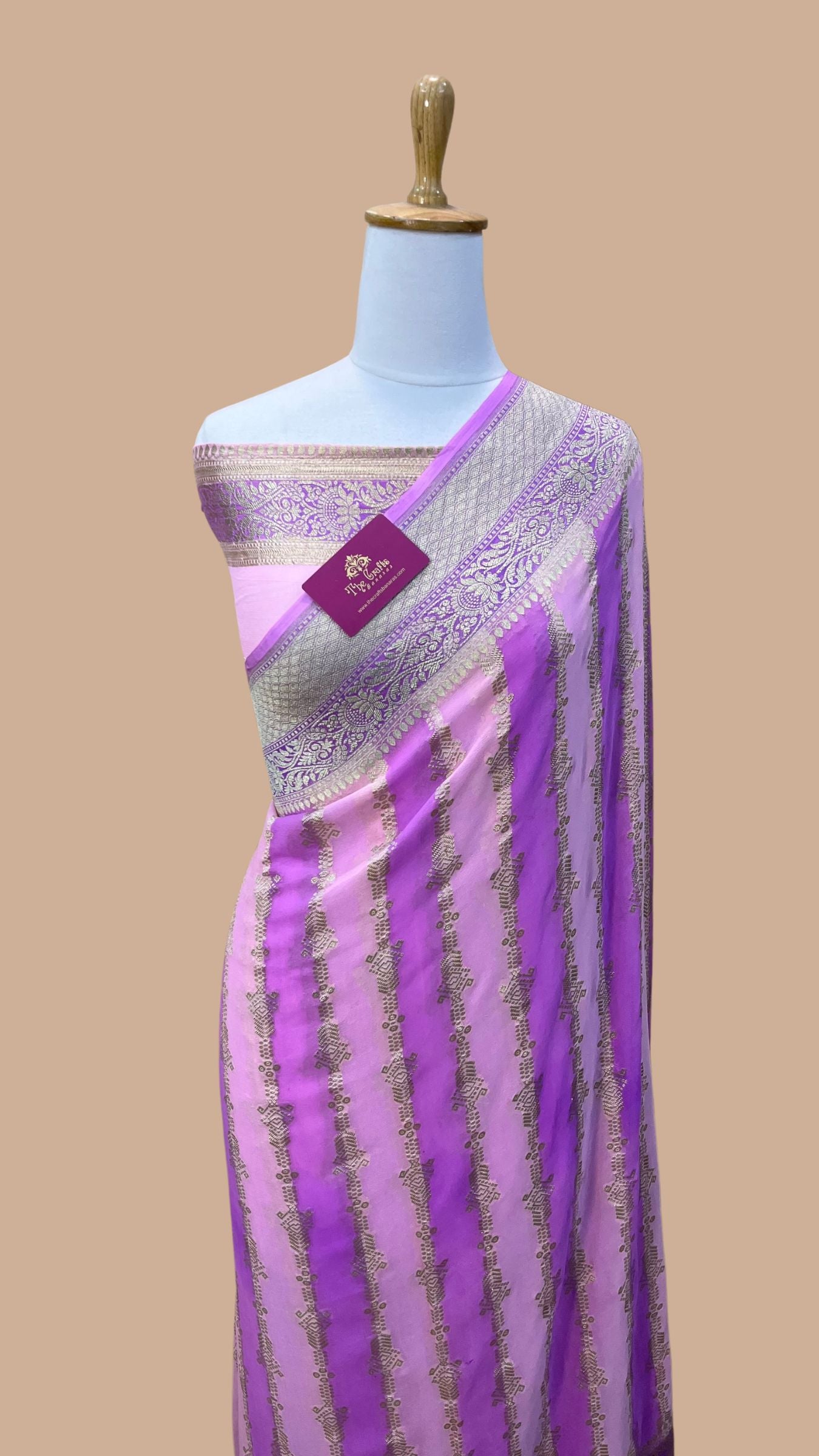 Khaddi Georgette Handloom Banarasi Saree - Water Zari