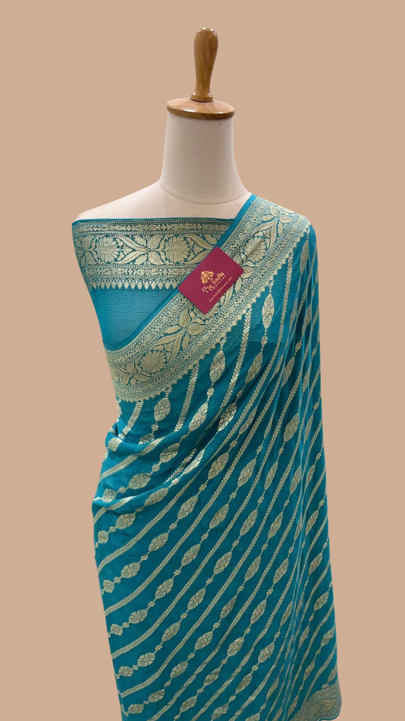 Khaddi Georgette Handloom Banarasi Saree - Water Zari