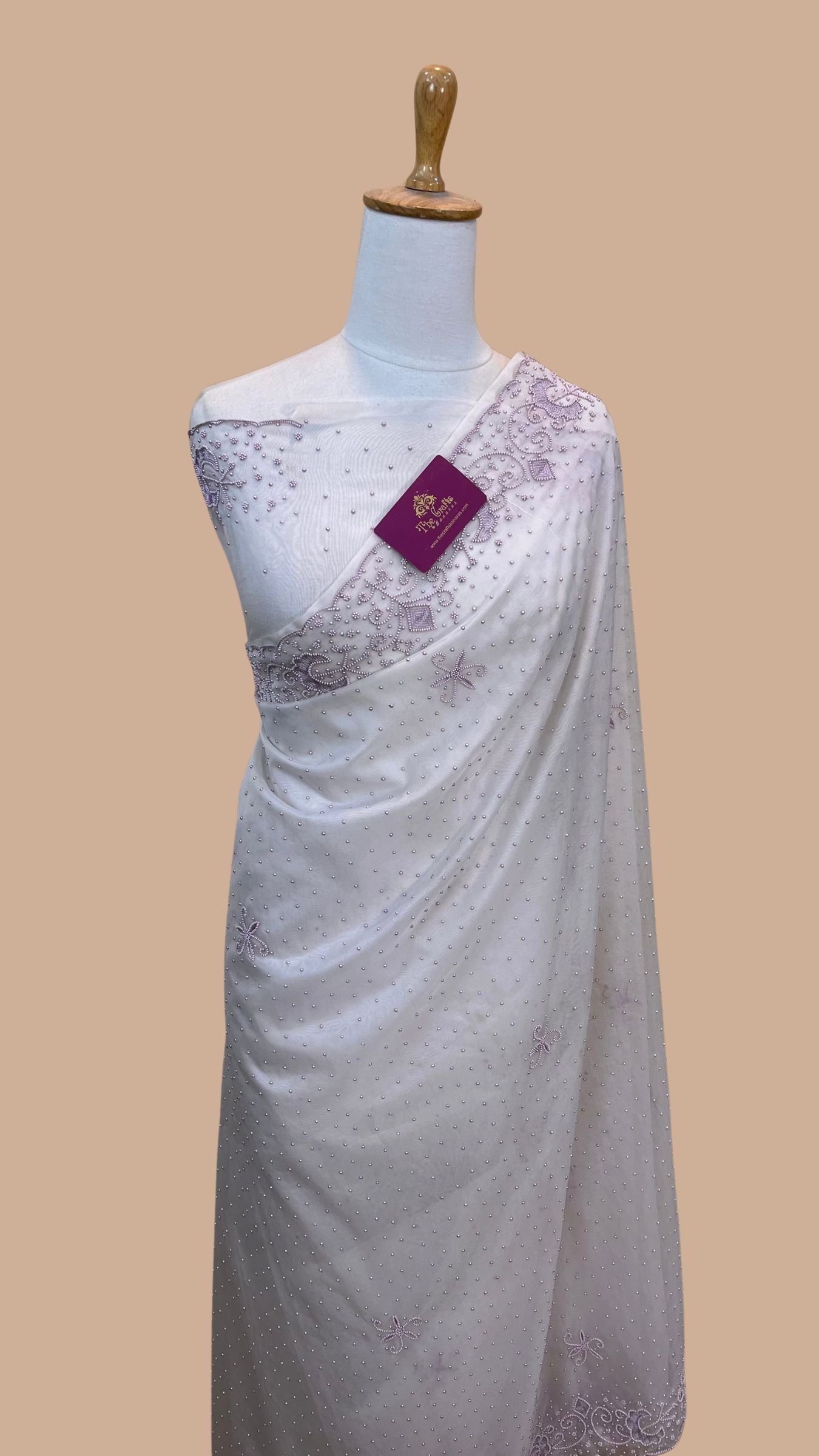 Pure Organza Silk Handloom Banarasi Saree - handwork motifs
