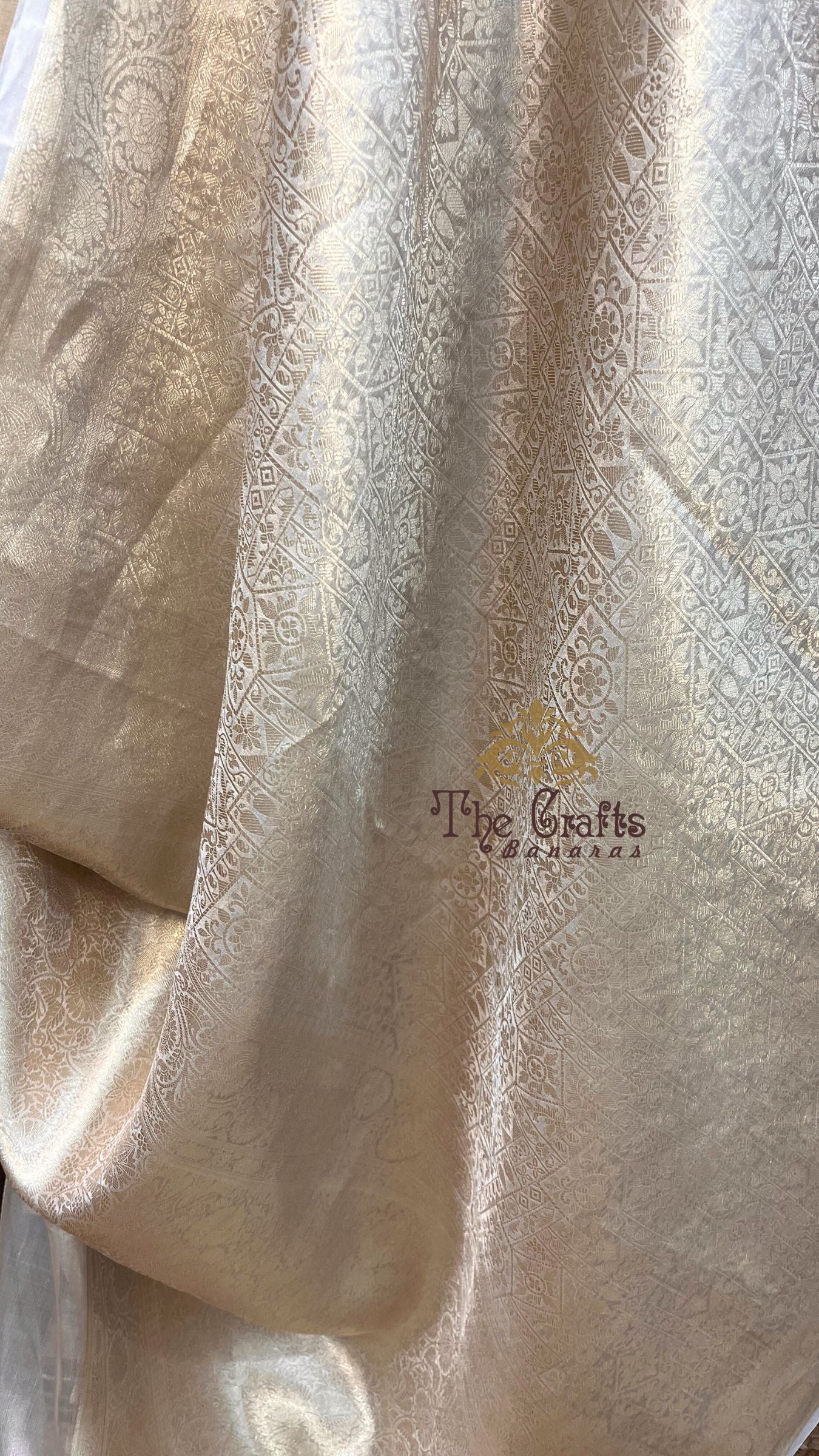 Pure Tissue Brocade Handloom Banarasi Saree