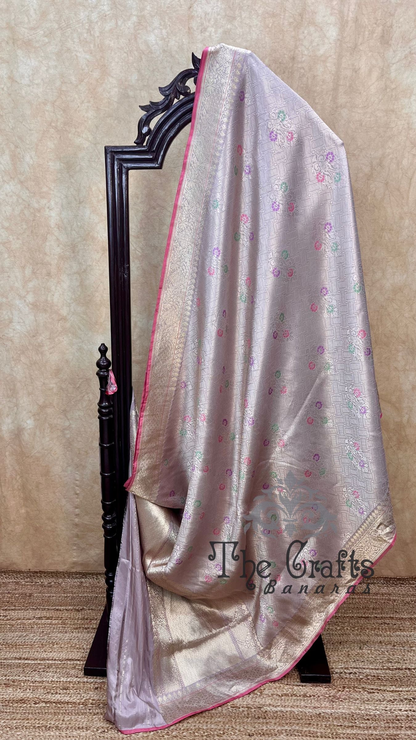 Pure Katan Silk Handloom Banarasi Saree - Kadhua Tanchui Brocade Meena