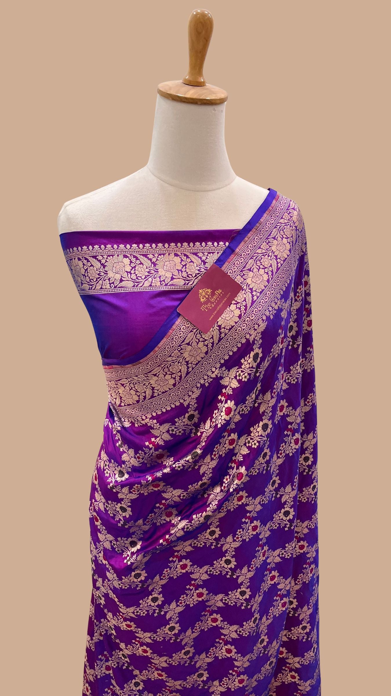 Pure Katan Silk Handloom Banarasi Saree - Jaal With Meenakari
