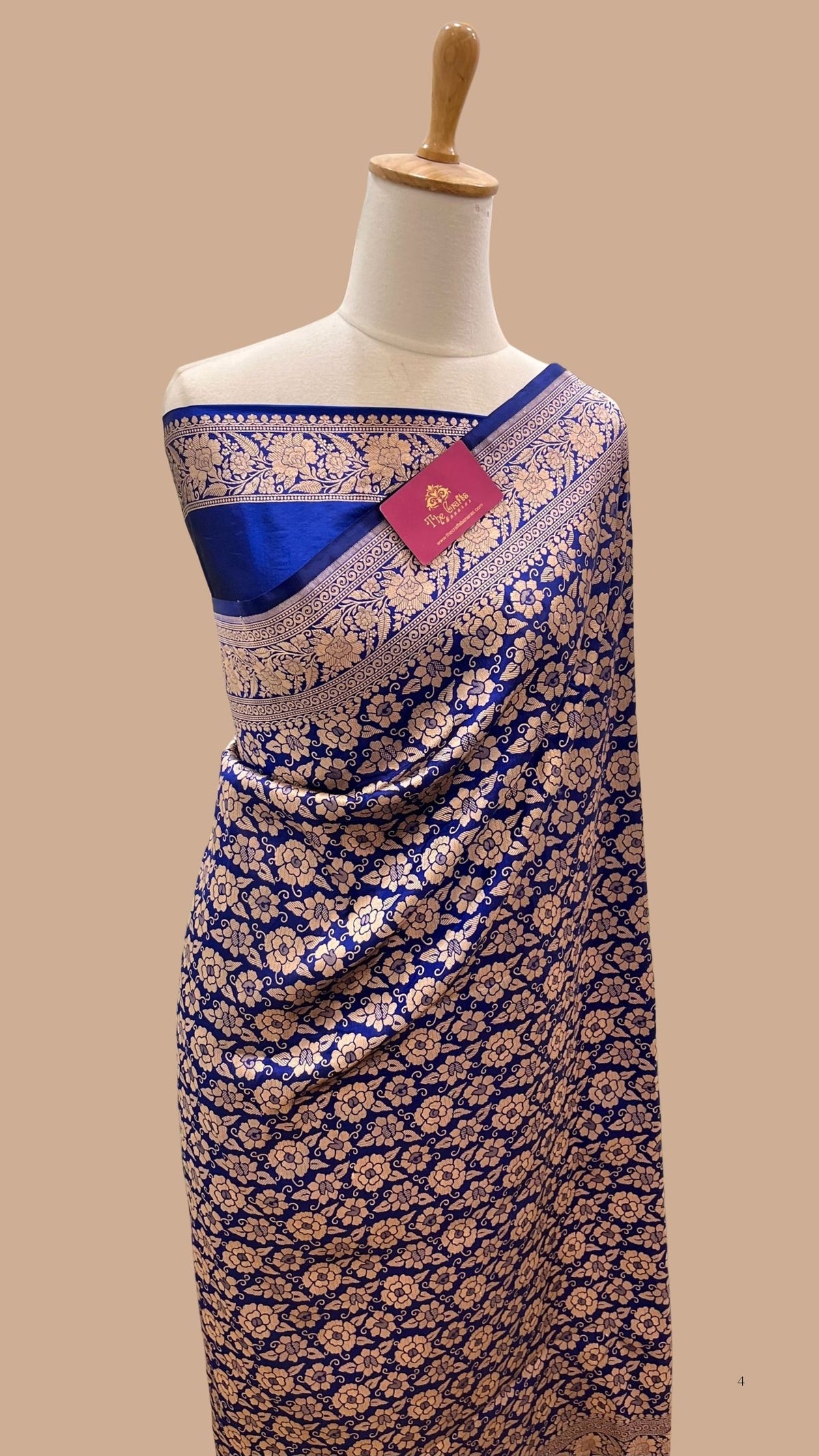 Pure Katan Silk Handloom Banarasi Saree - Jaal work