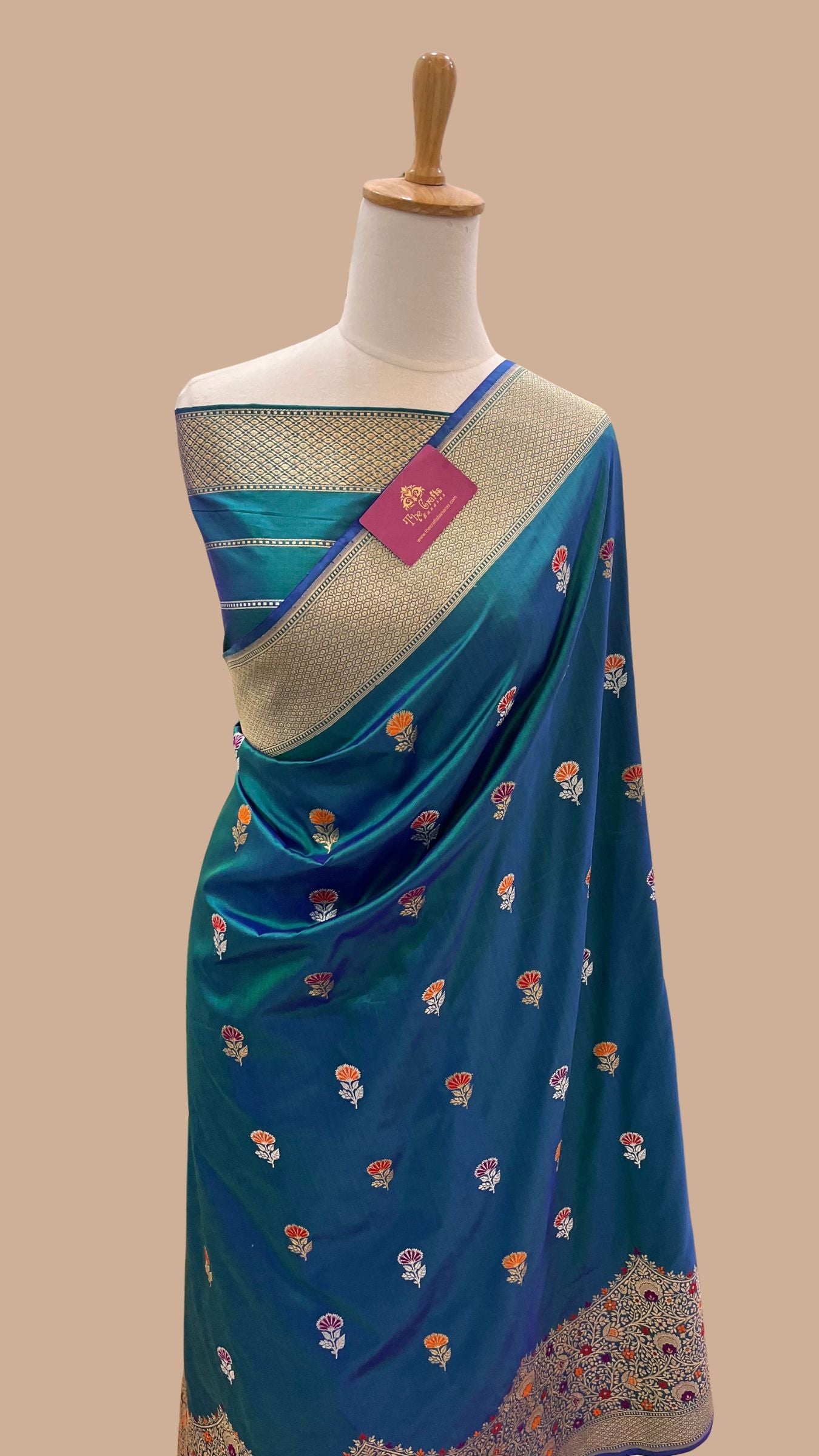 Pure Katan Silk Handloom Banarasi Saree - with kadhua meenakari motifs