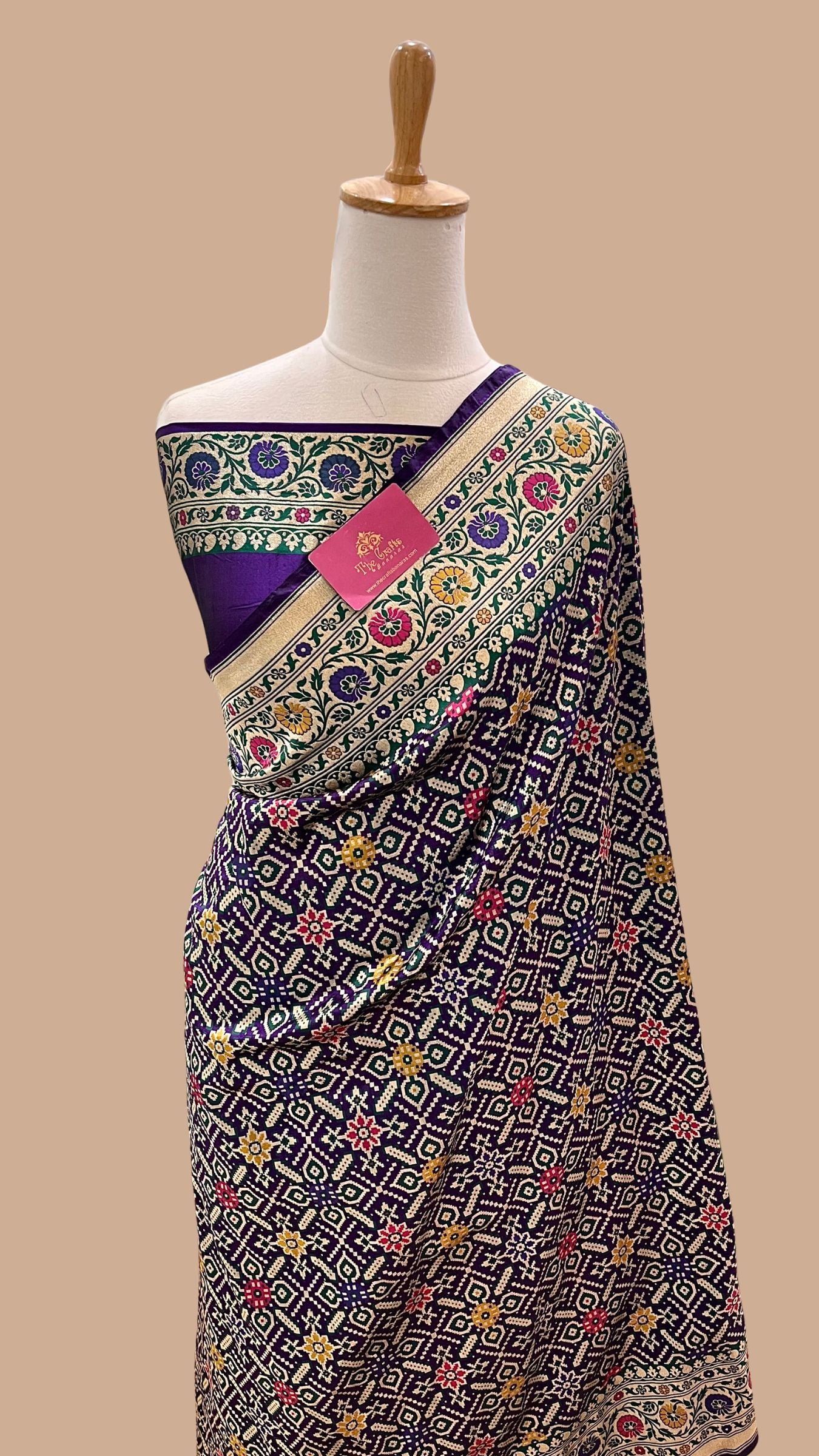 Pure Katan Silk Handloom Banarasi Saree - Patola Meenakari Jaal Work