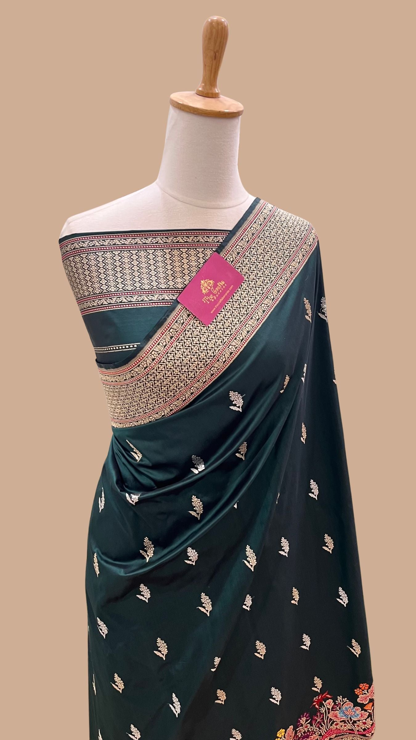 Pure Katan Silk Handloom Banarasi Saree - with kadhua meenakari motifs