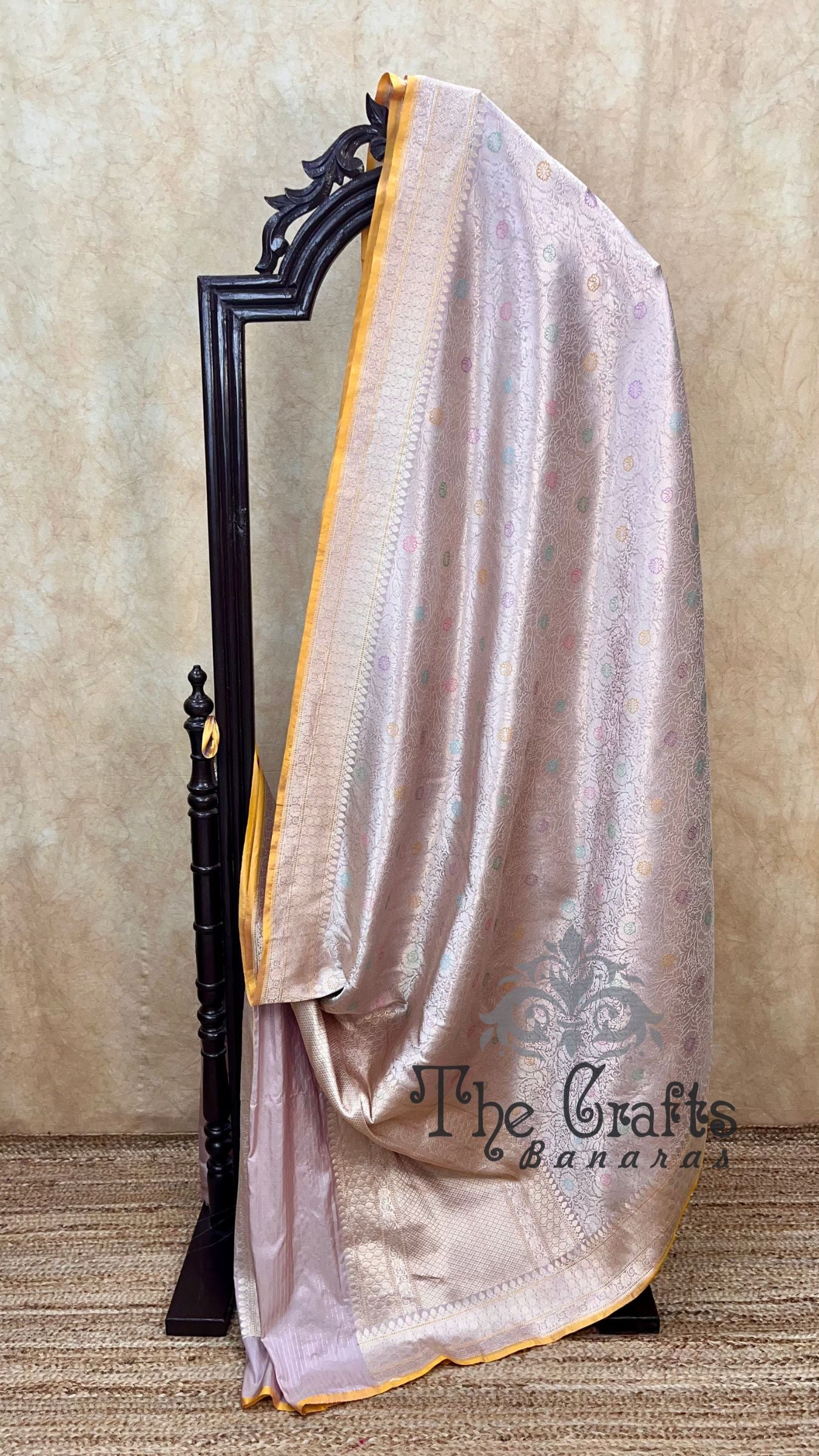 Pure Katan Silk Handloom Banarasi Saree - Kadhua Tanchui Brocade Meena