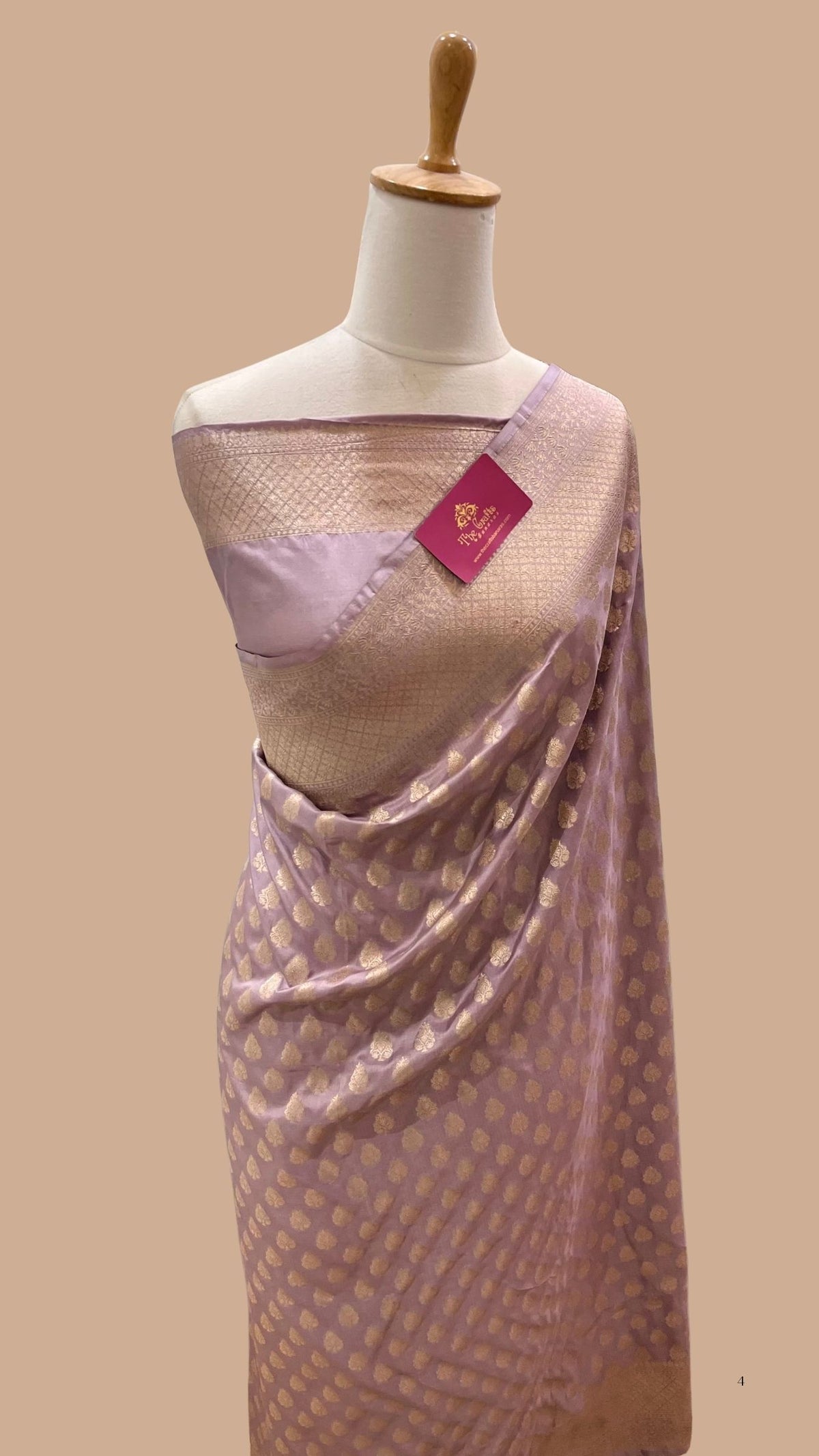 Pure Katan Silk Handloom Banarasi Saree - Jaal work