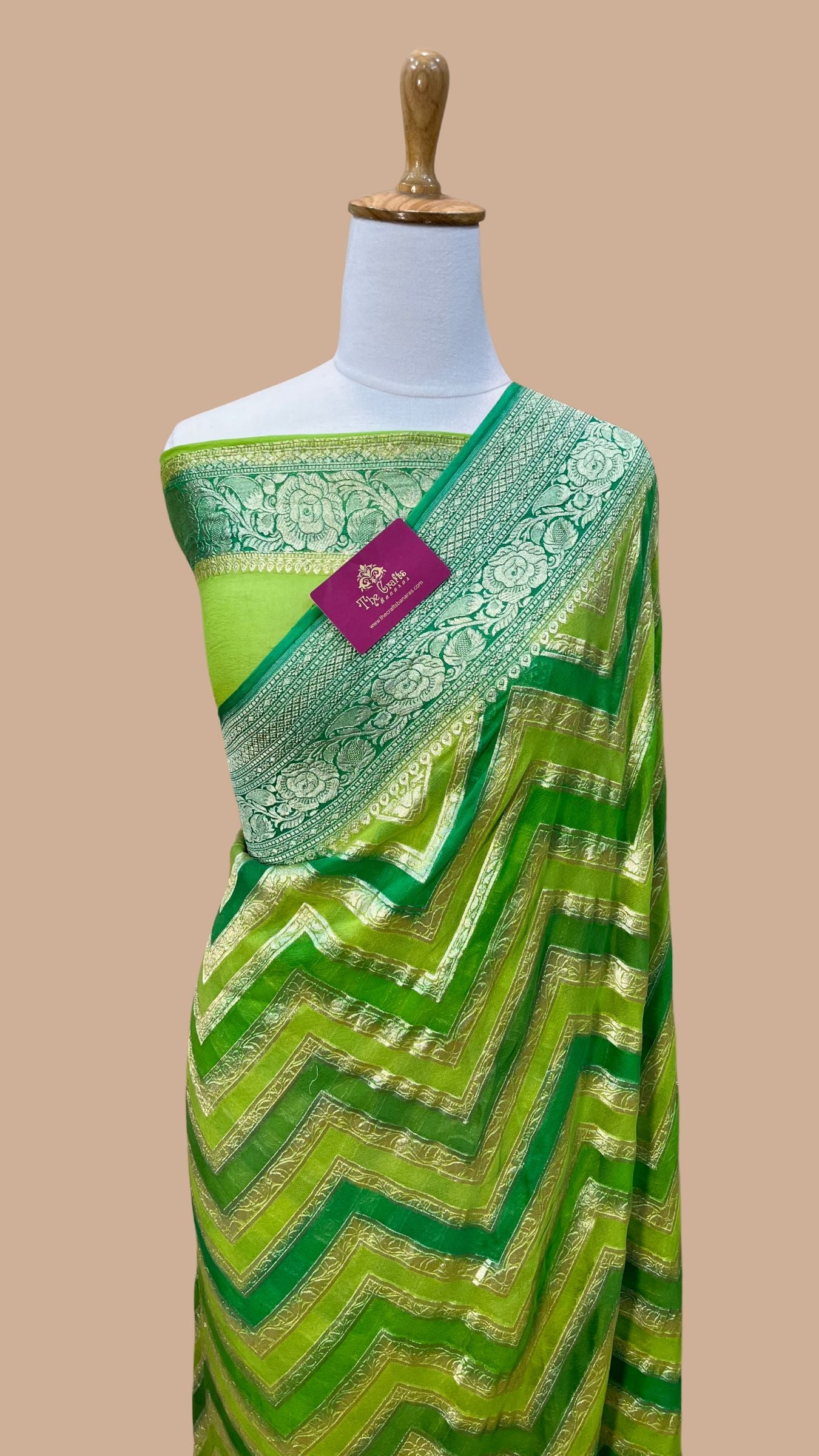 Khaddi Georgette Handloom Banarasi Saree - Water Zari