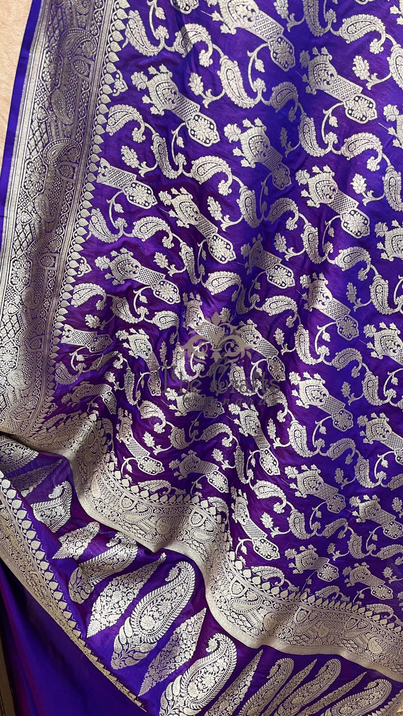 Pure Katan Silk Handloom Banarasi Saree - Jaal work