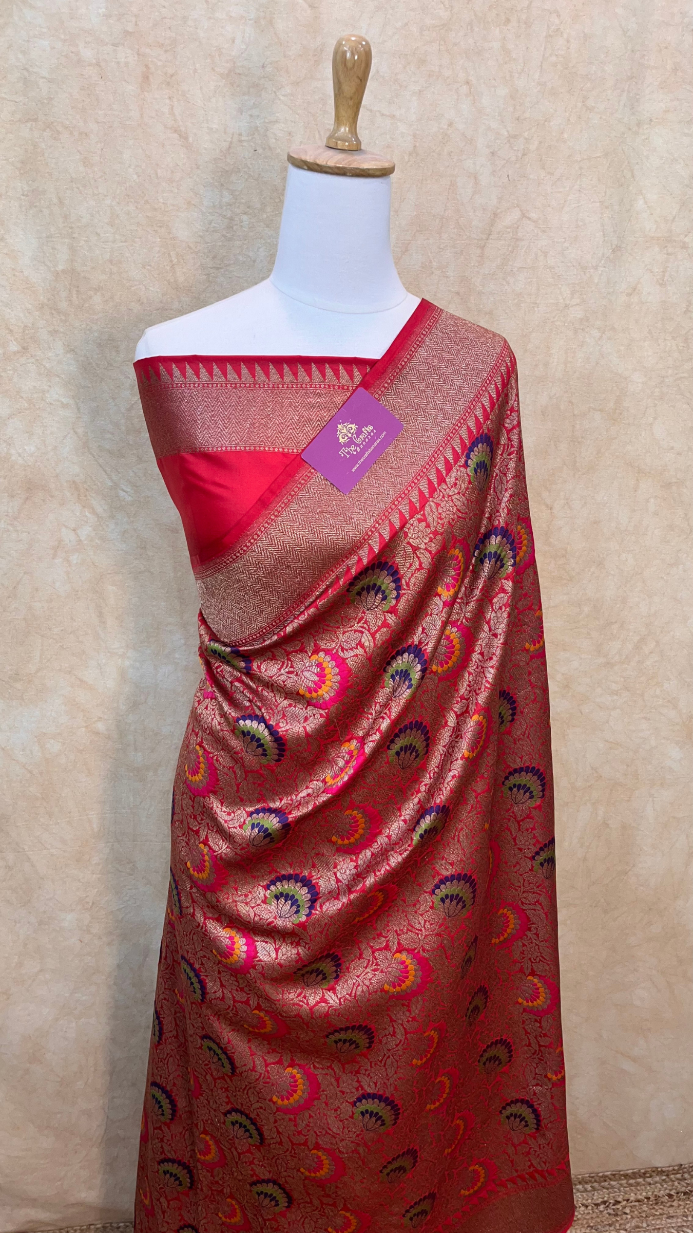 Pure Katan Silk Handloom Banarasi Saree - Tanchui Brocade Meena