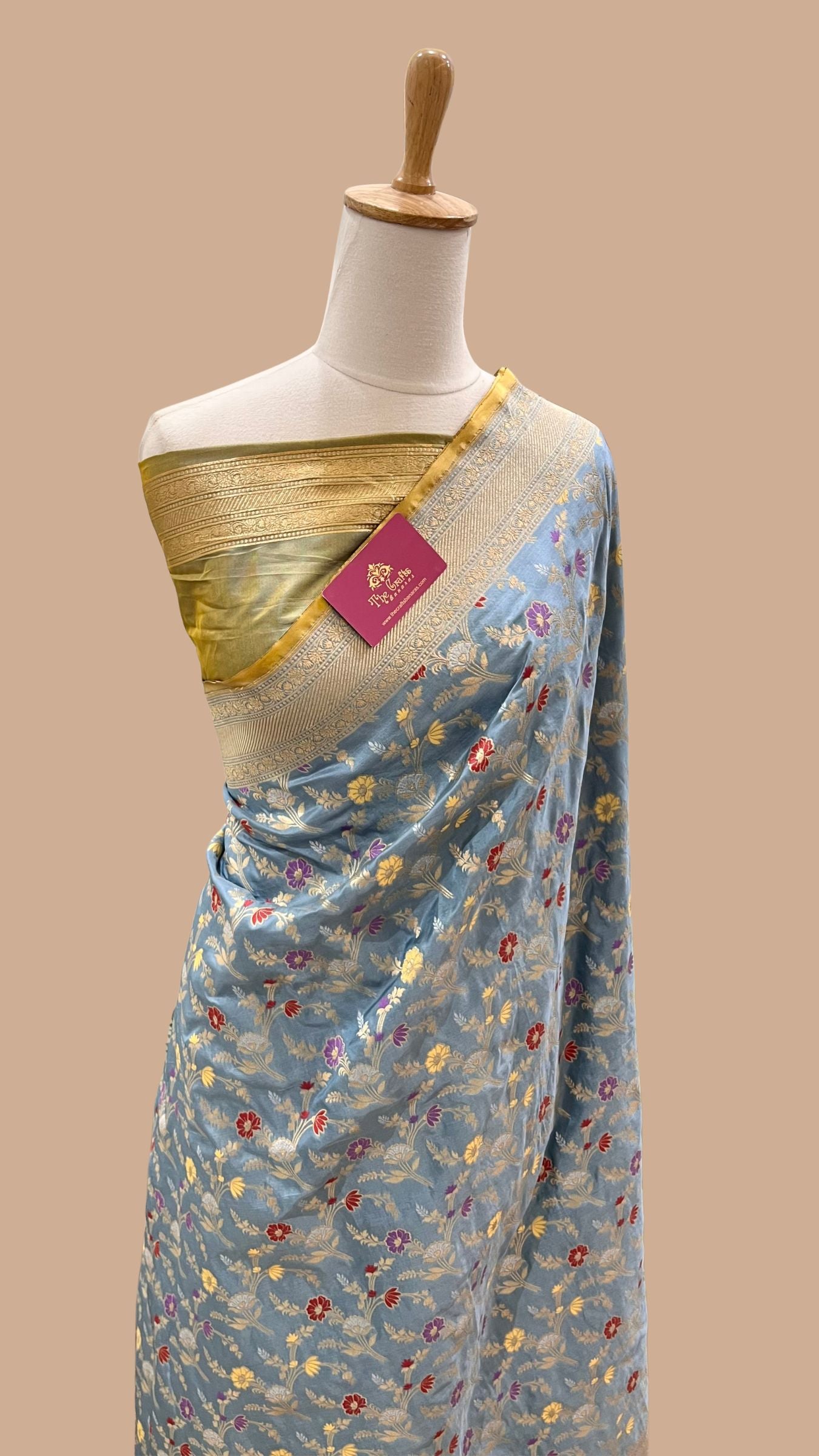 Pure Katan Silk Handloom Banarasi Saree - Jaal Work With Meenakari