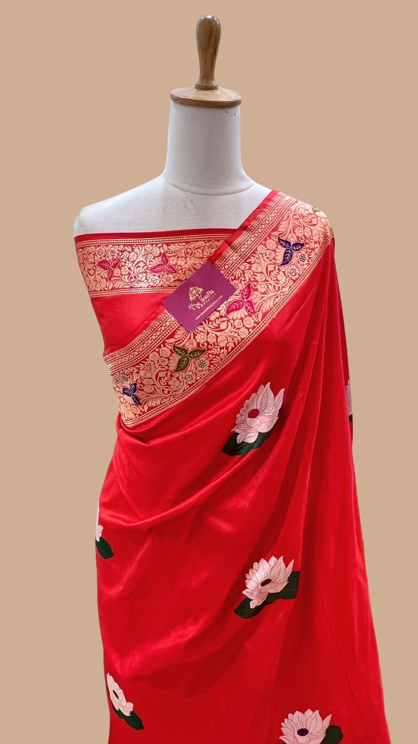 Pure Katan Silk Handloom Banarasi Saree - with kadhua meenakari motifs (Copy)