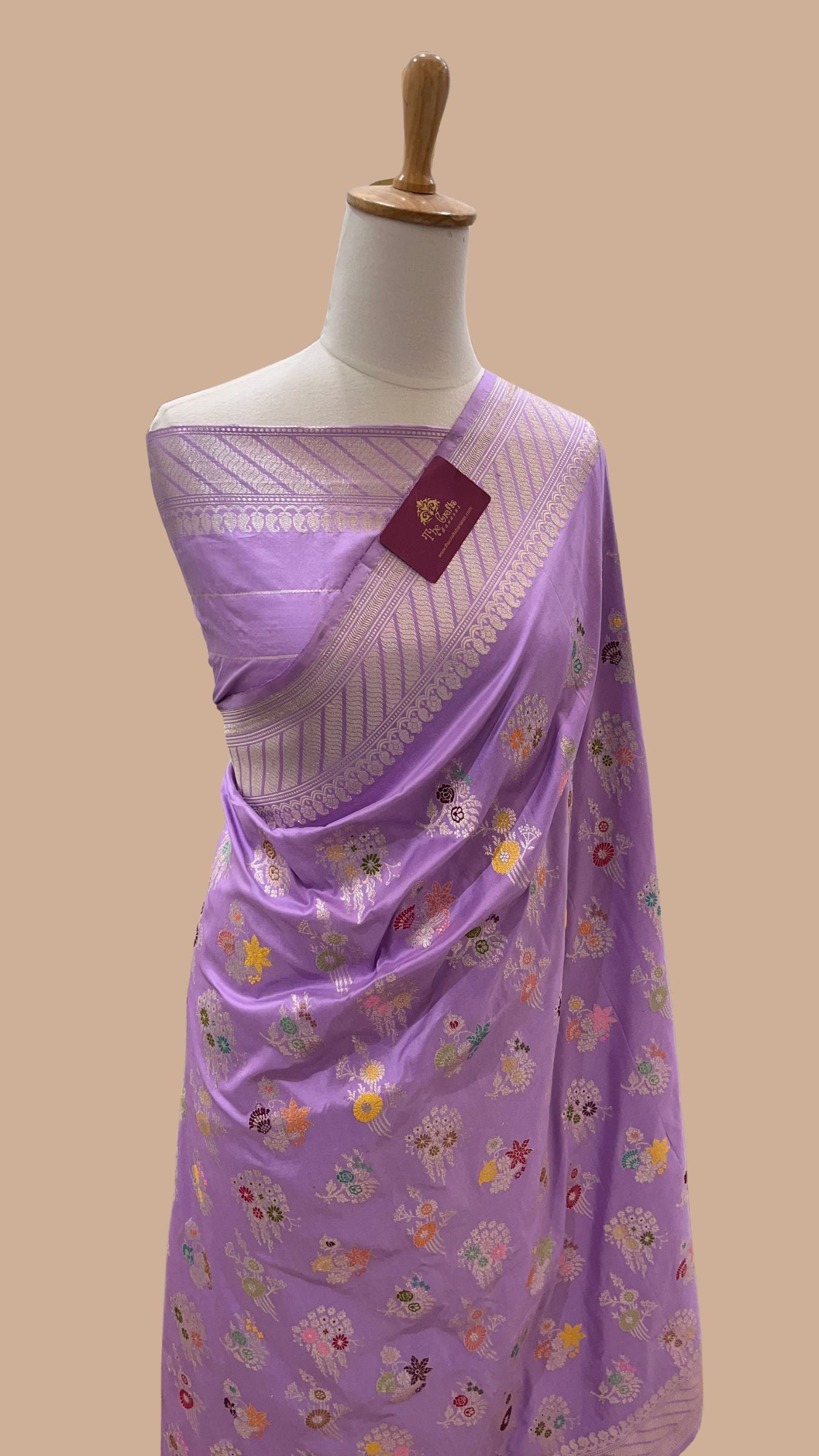 Pure Katan Silk Handloom Banarasi Saree - All Over Kadiyal Jaal Work