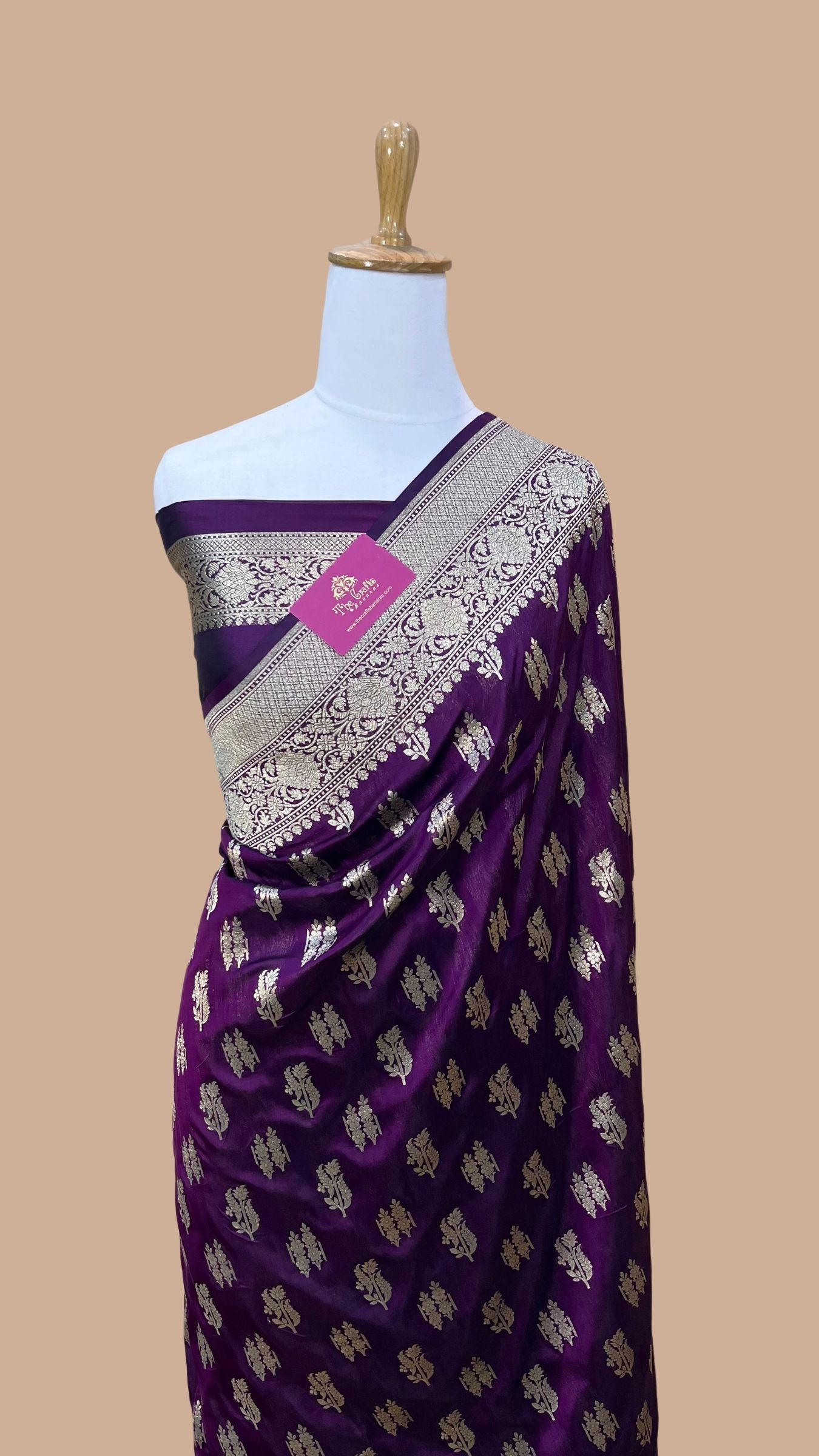 Pure Katan Silk Handloom Banarasi Saree - Jaal work