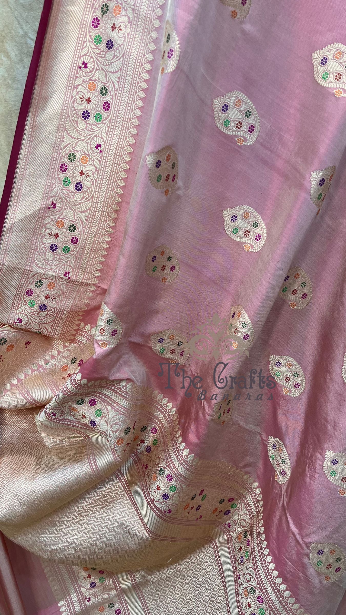 Pure Katan Silk Handloom Banarasi Saree - with kadhua tilfi meenakari motifs