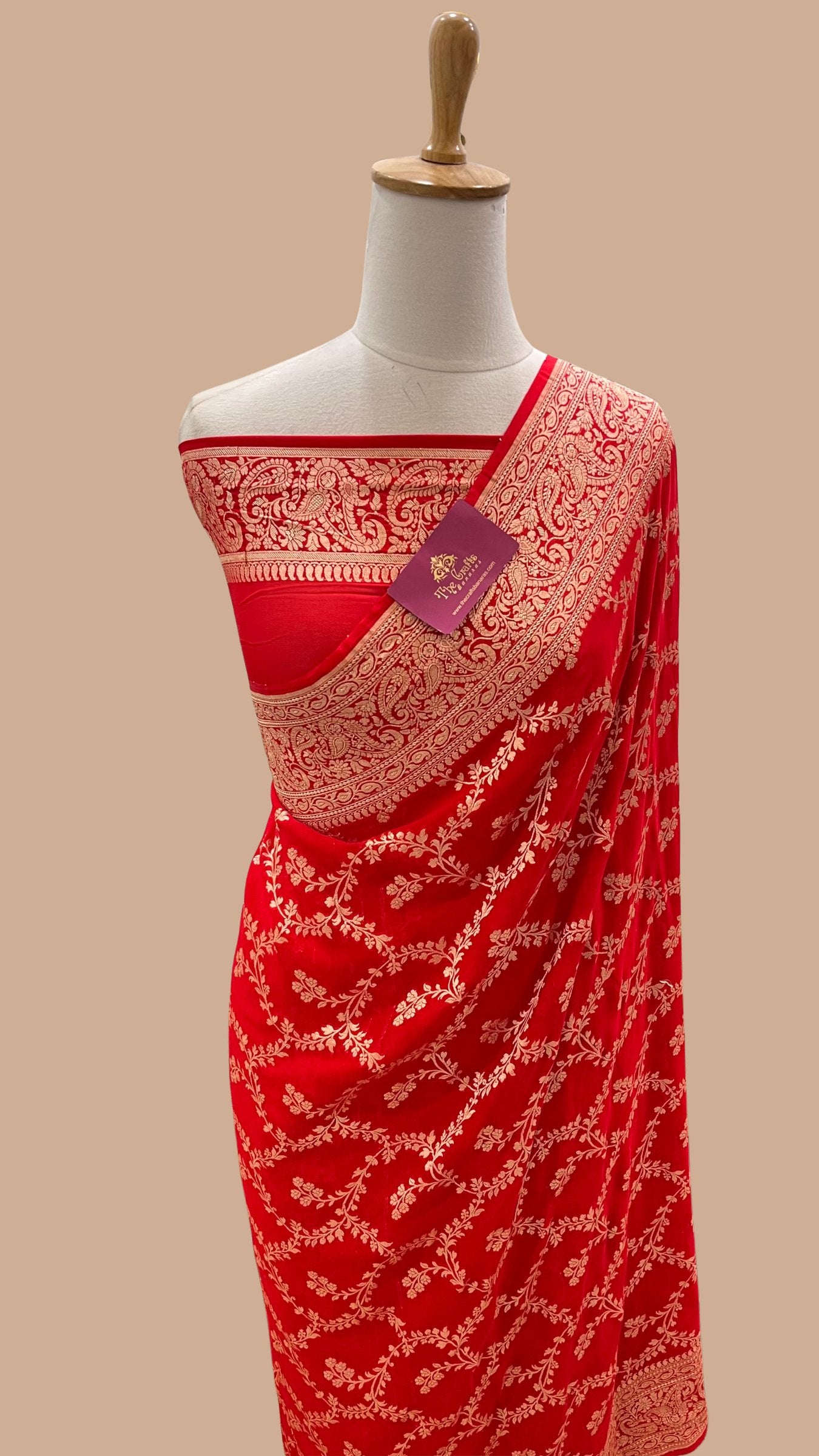Khaddi Georgette Banarasi Saree - Gold Zari