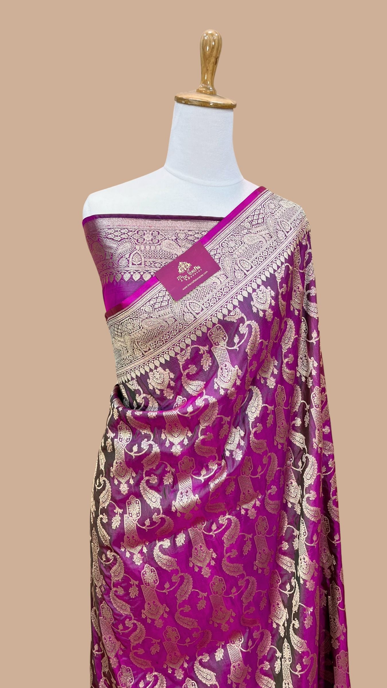 Pure Katan Silk Handloom Banarasi Saree - Jaal work