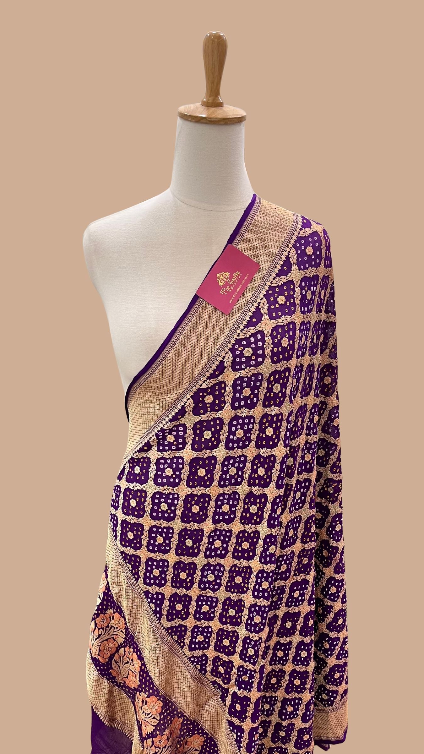 Khaddi Georgette Banarasi Handloom Bandhej Dupatta