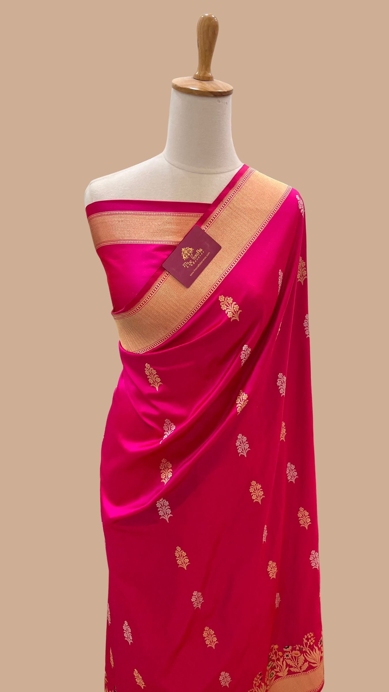 Pure Katan Silk Handloom Banarasi Saree - With Sona Rupa Kadhua Motifs