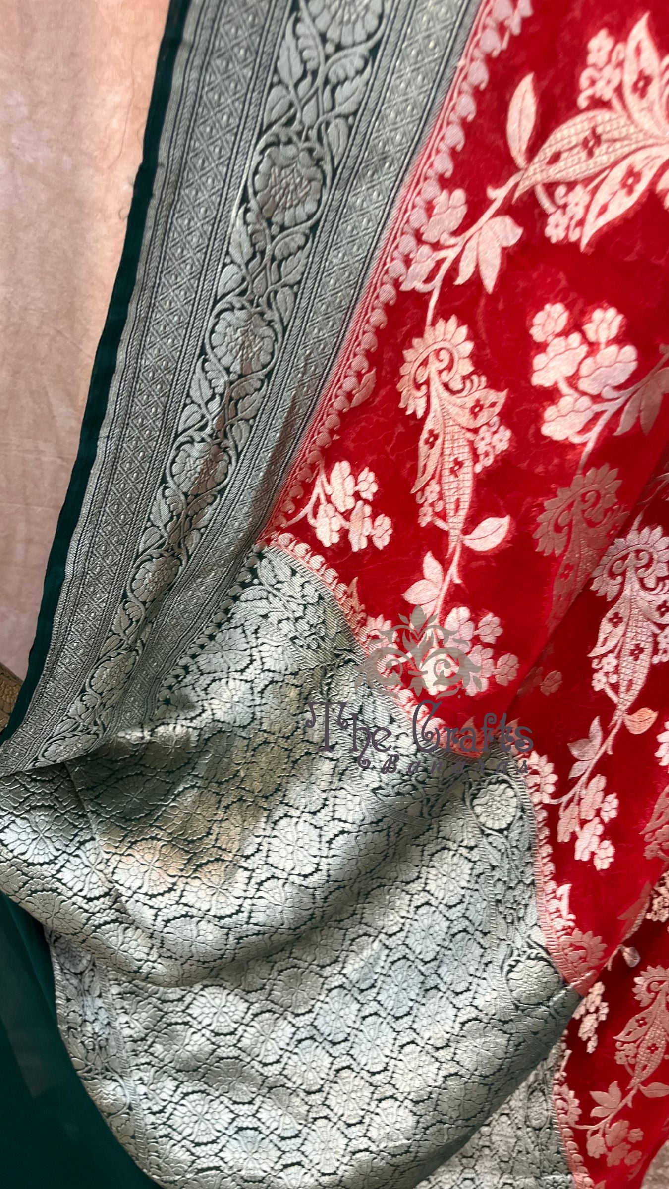 Khaddi Georgette Handloom Banarasi Saree - Water Zari