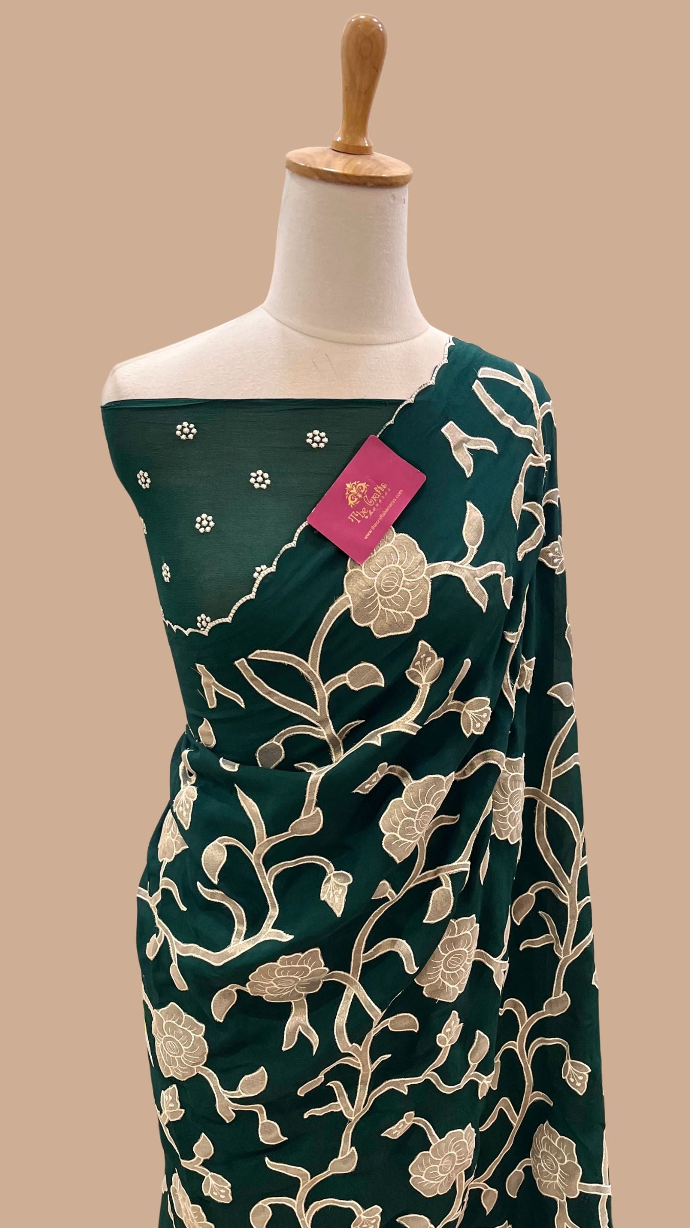 Pure Crepe Silk Banarasi Saree - Floral Appliqué Work