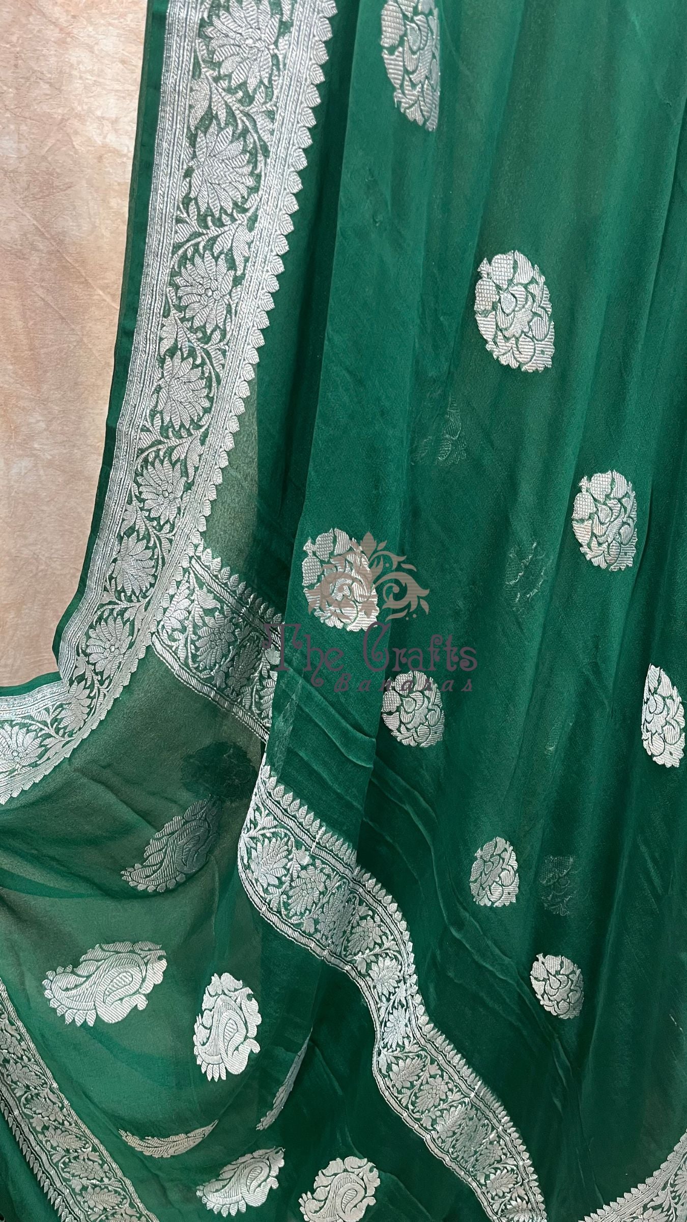 Pure Georgette Banarasi Handloom Saree - Silver Zari