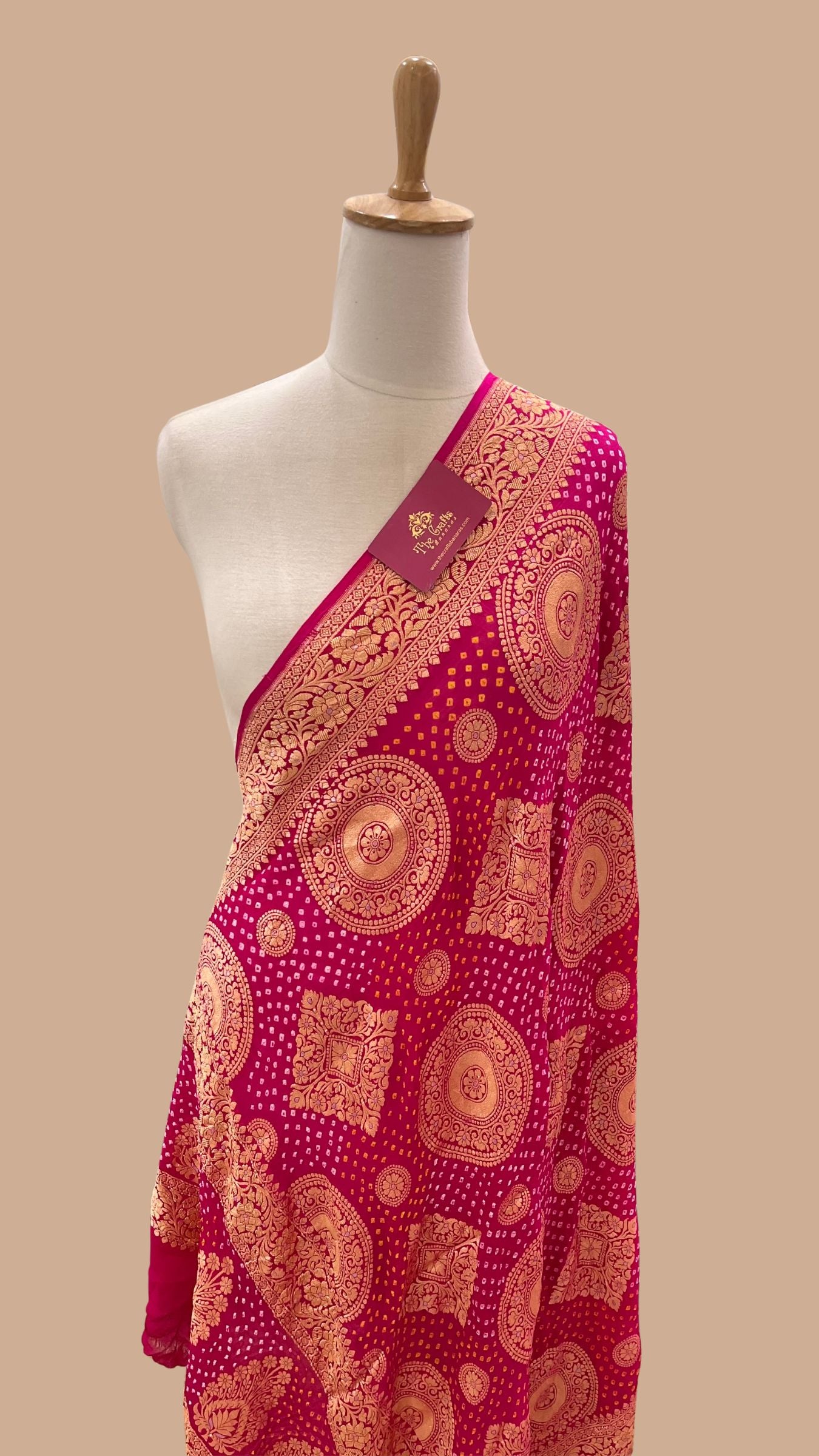 Khaddi Georgette Banarasi Handloom Bandhej Dupatta
