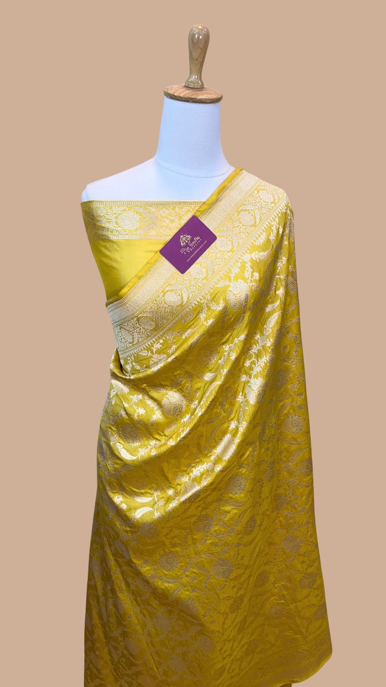 Pure Katan Silk Handloom Banarasi Saree - Jaal work