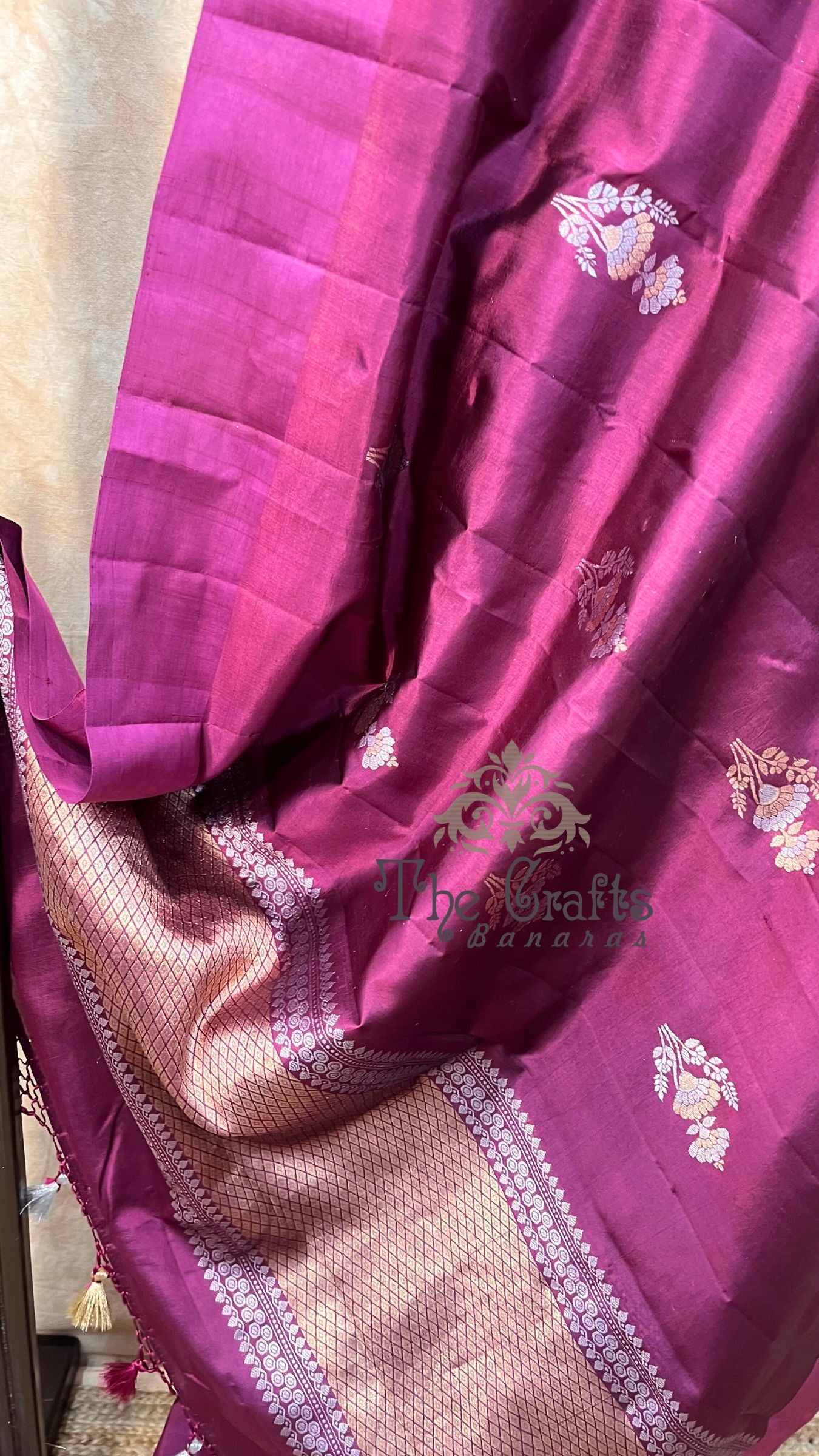 Pure Mango Silk Handloom Banarasi Saree - With Sona Roopa Motifs